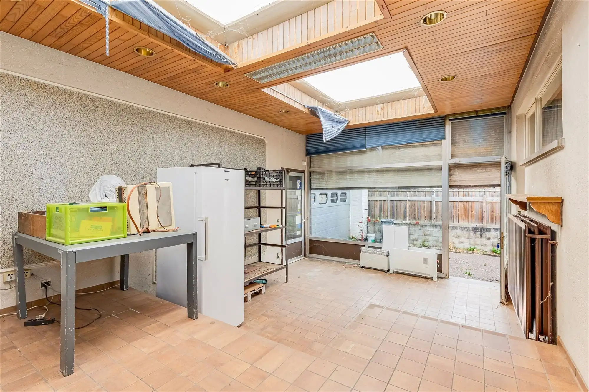 Te renoveren woning + magazijn / projectgrond in Vorst foto 6