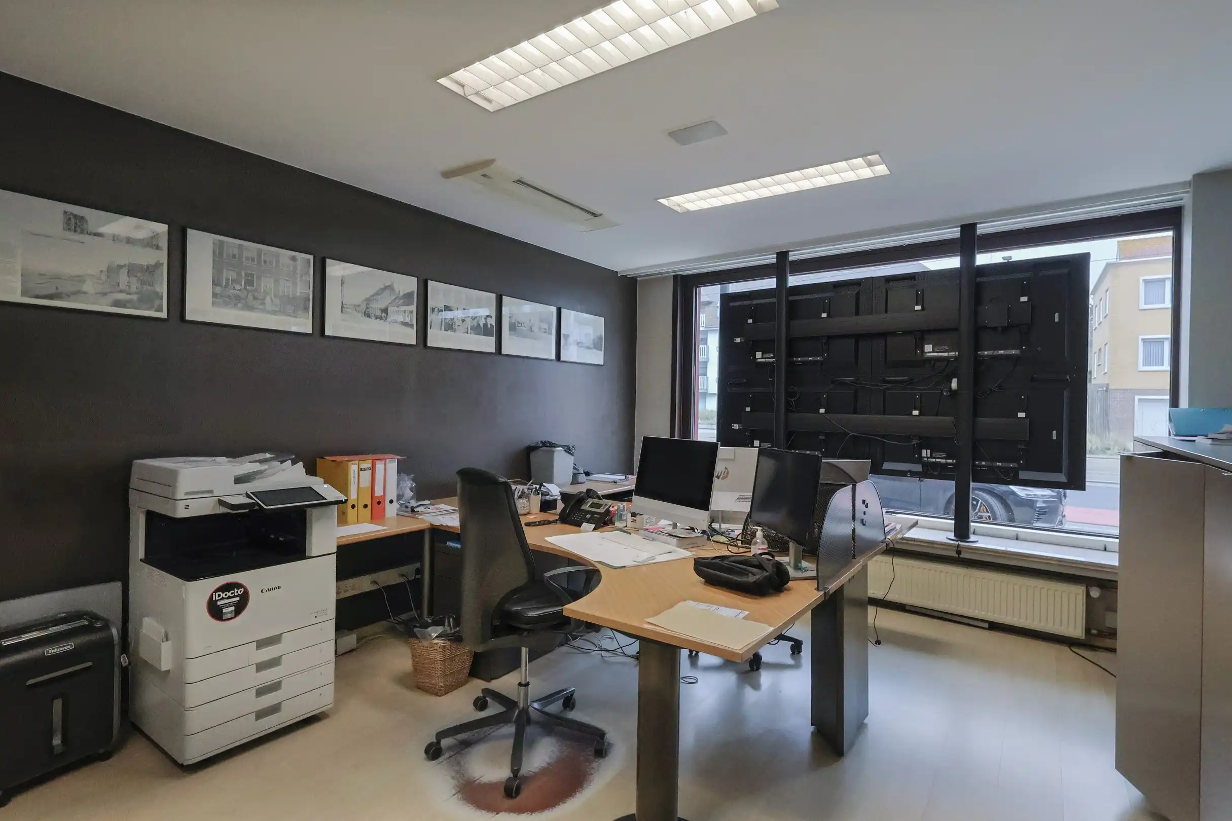 Multifunctioneel handelspand met flexibele indeling in Oostduinkerke-bad  Geschikt voor kantoor, winkel, praktijk of andere commerciële activiteiten foto 10