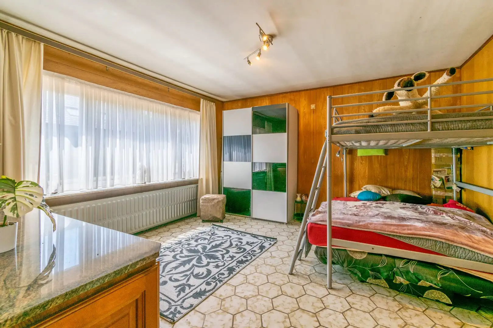 GELIJKVLOERSVILLA MET 2 SLP + ZOLDERVERDIEPING (125m²) ! foto 14