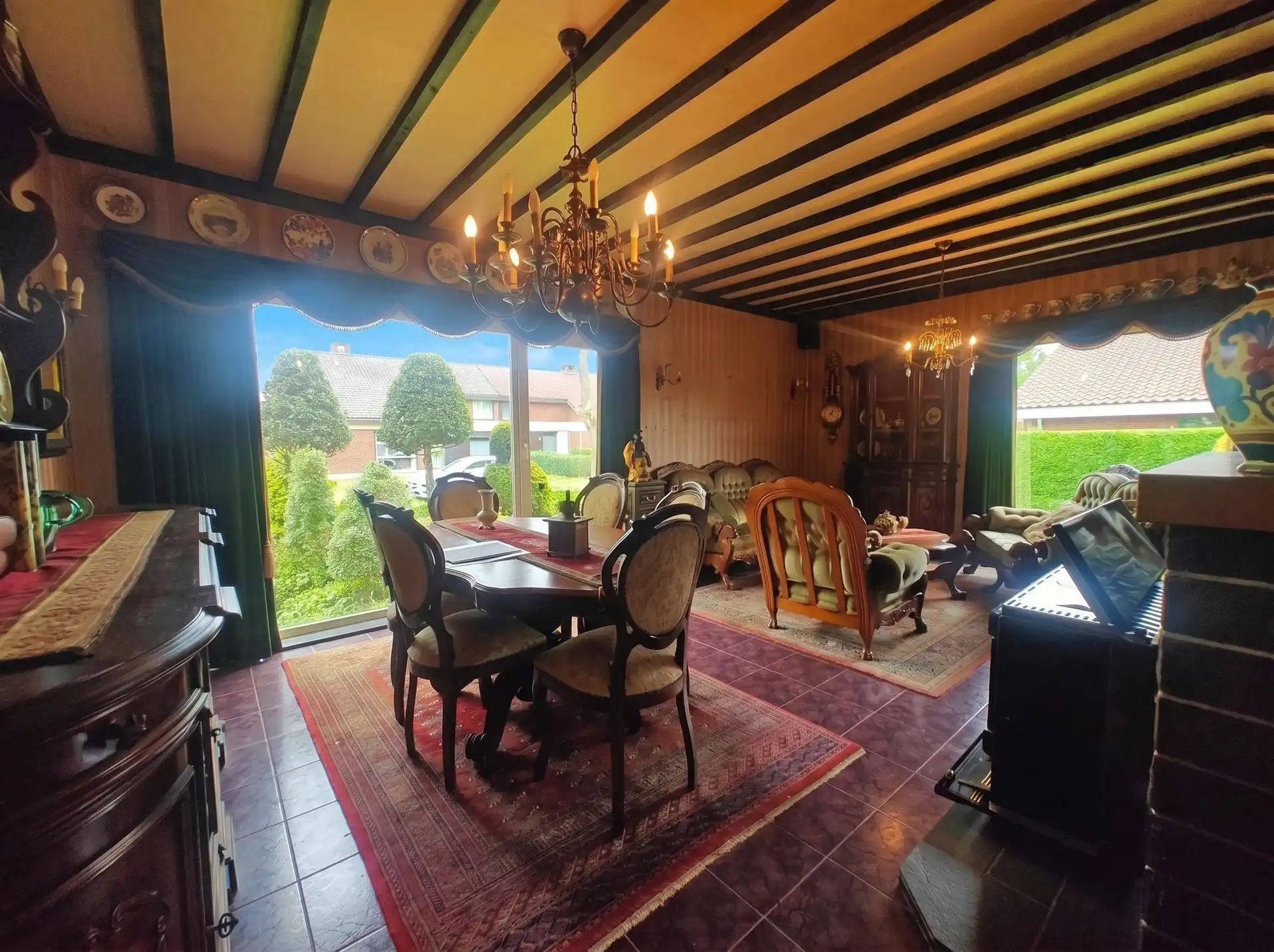 Te renoveren, vrijstaande woning in een gezellige woonwijk foto 7