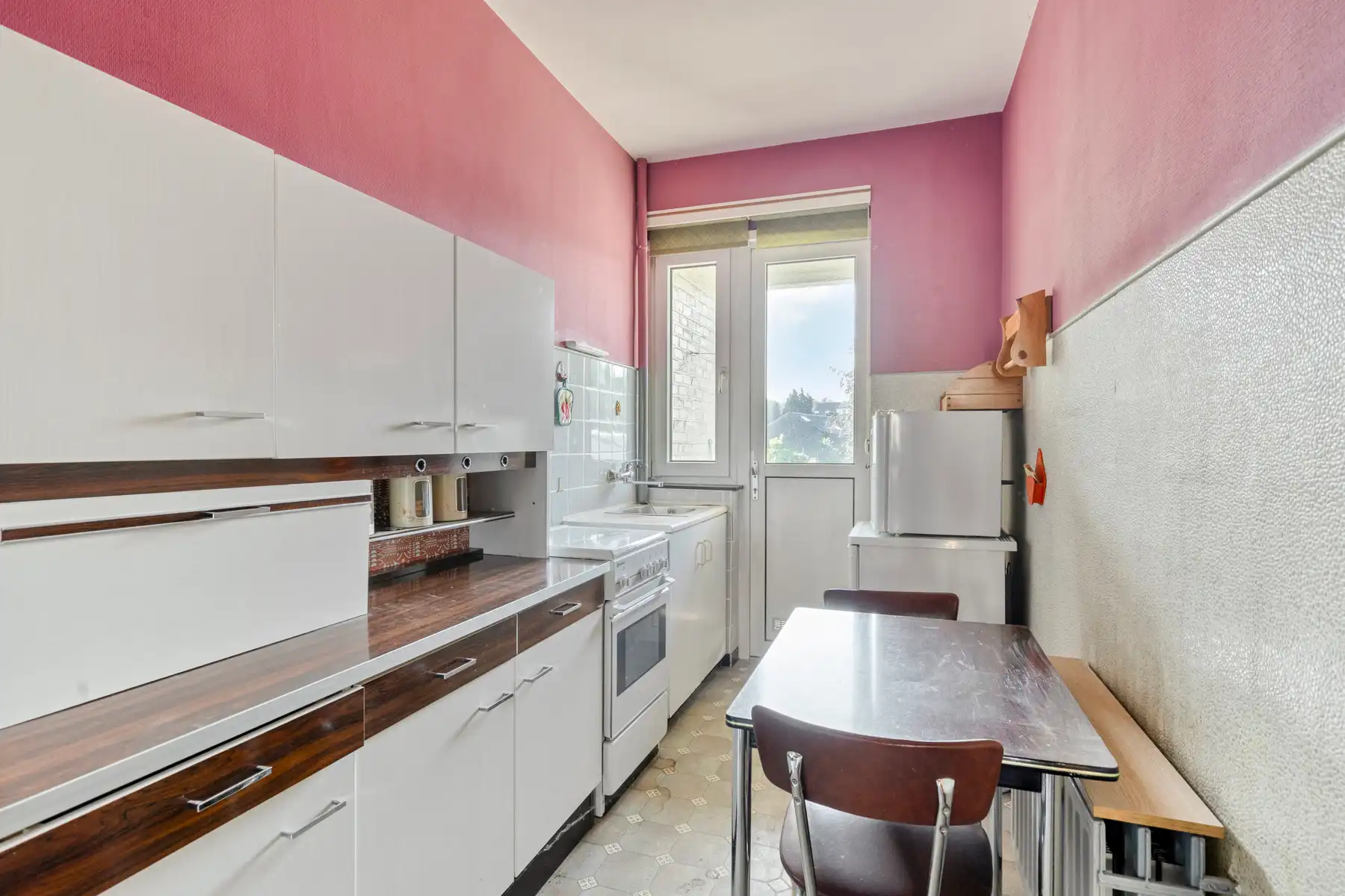 Te renoveren 1-slaapkamerappartement met terras en kelder foto 6