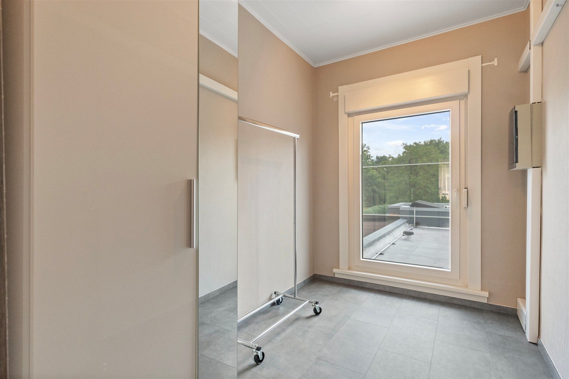 instapklare woning met 4 slaapkamers foto 13
