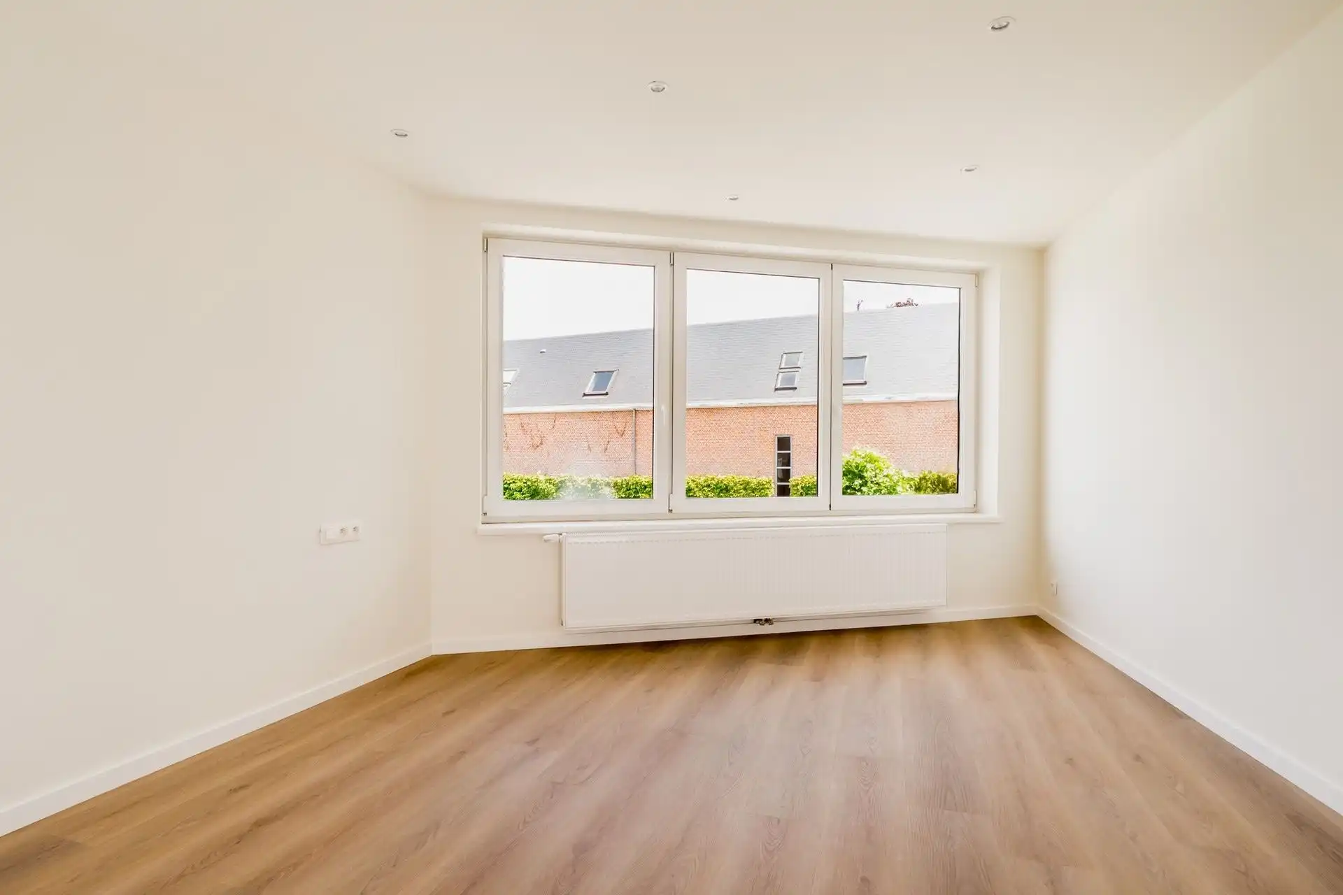 Stijlvol wonen met een aparte werkruimte in Mechelen foto 18