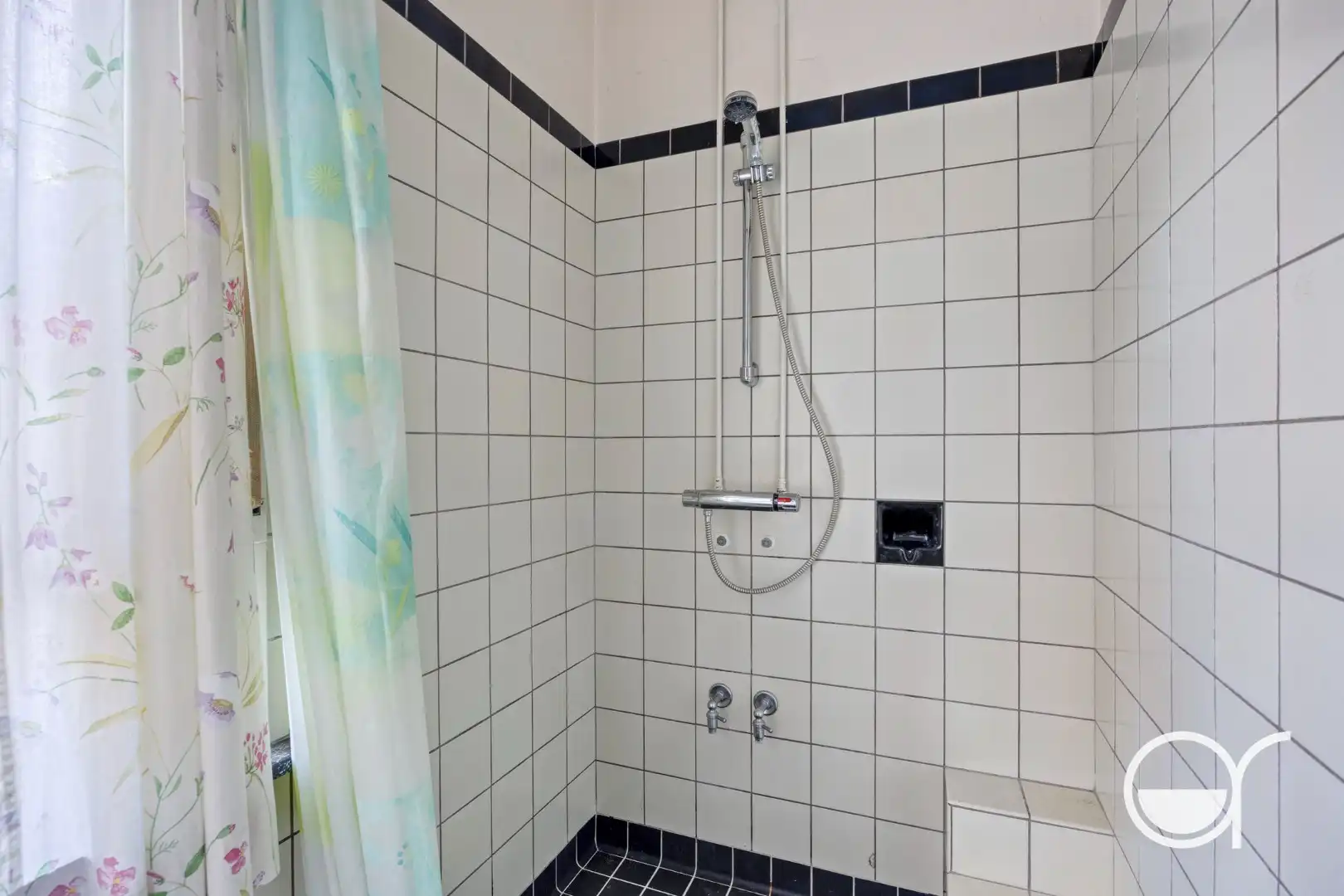 Te renoveren villa in Zwijnaarde foto 10