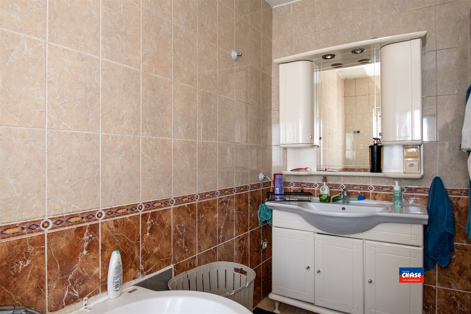 IN OPTIE !!! Starterwoning met 3 slaapkamers en garage foto 12