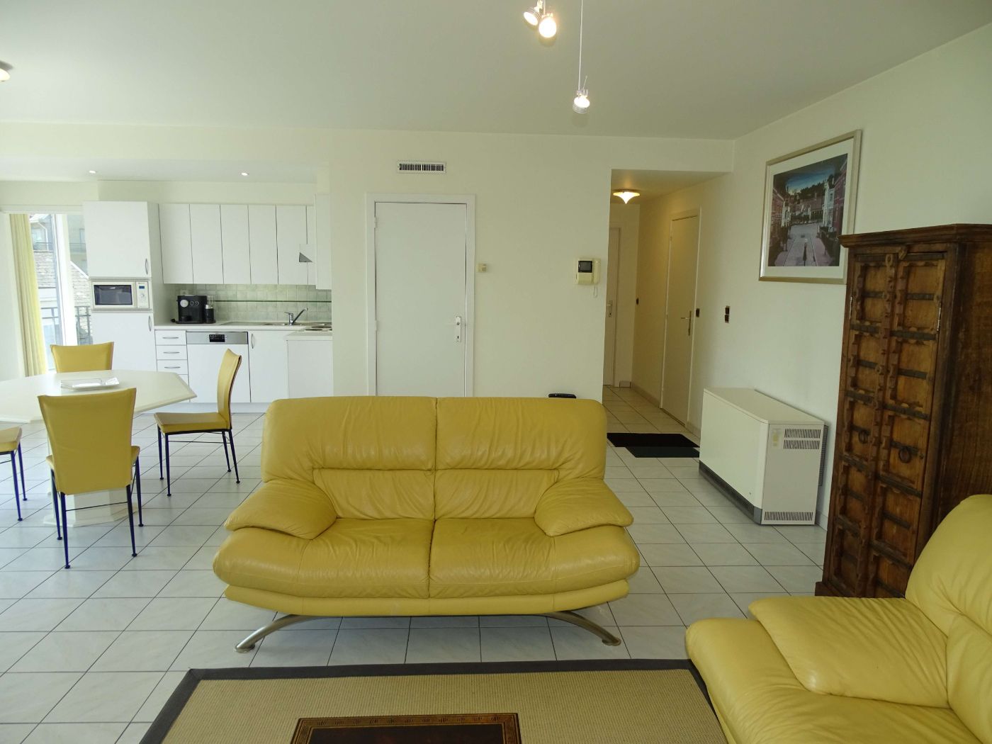 Residentie Delphine - ruim twee slaapkamer appartement nabij zee - Koksijde-Bad foto 4