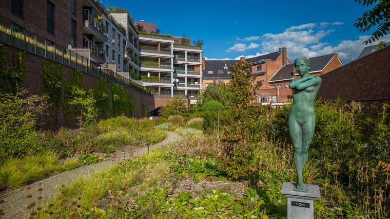 Opstapje naar de hemel aan de blauwe Boulevard - mèt dubbele garage! foto 20