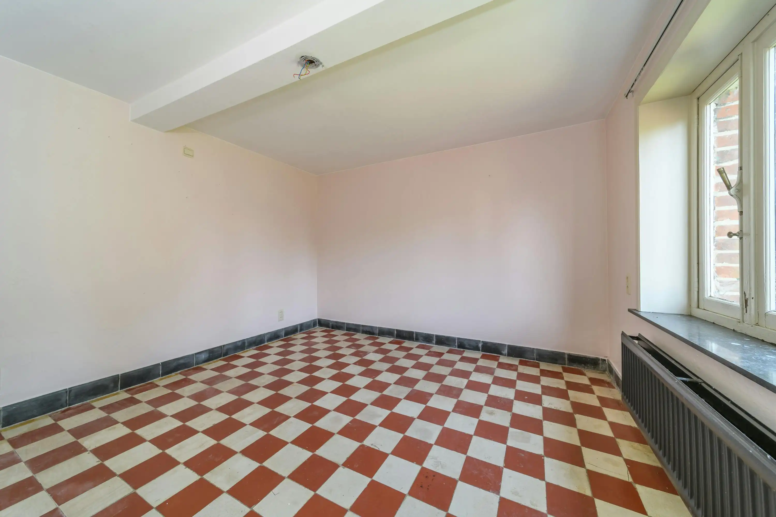 Te renoveren villa te Hertsberge foto 10