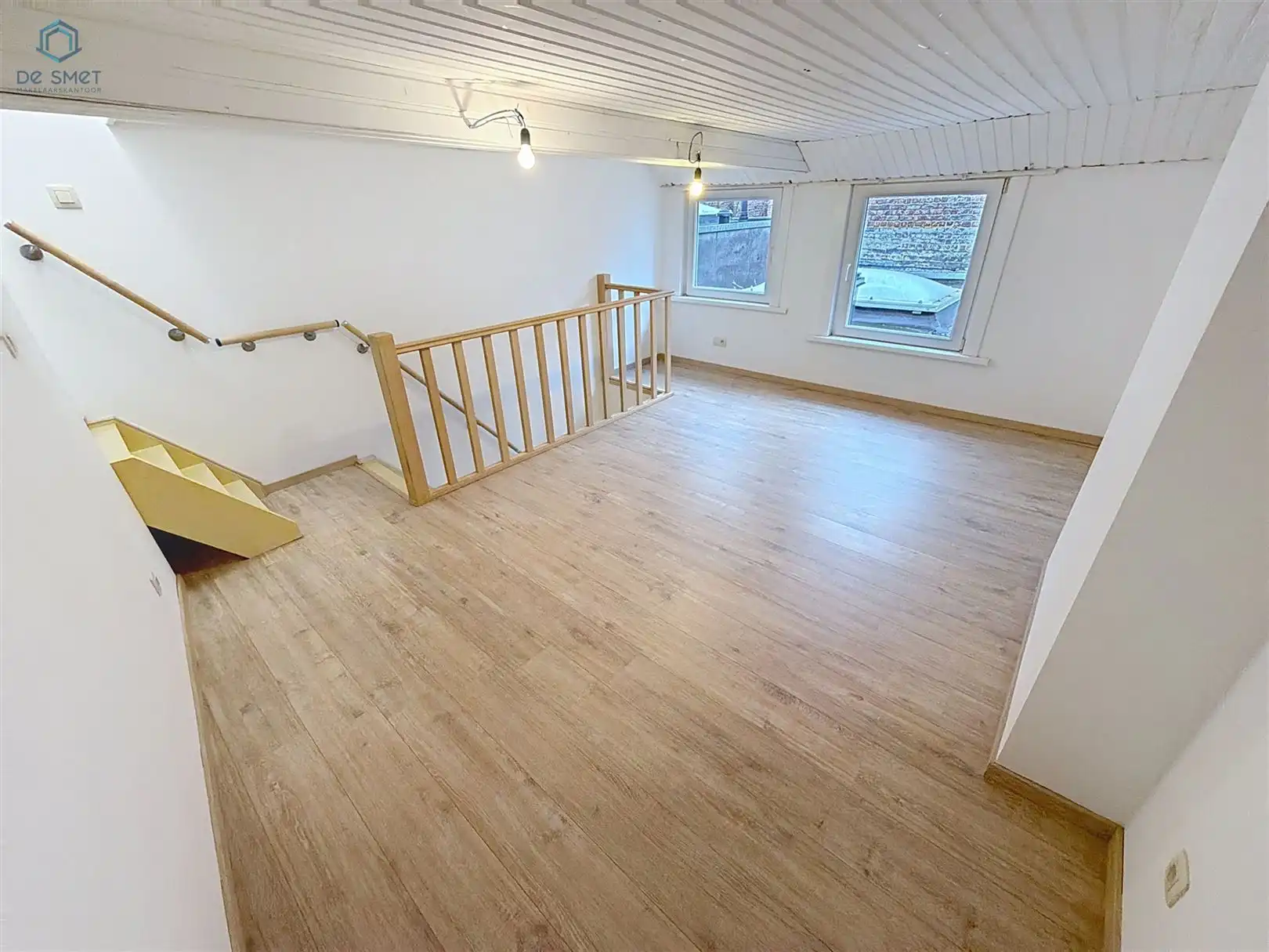 INSTAPKLARE STADSWONING MET 2 SLAAPKAMERS IN HARTJE GERAARDSBERGEN foto 10