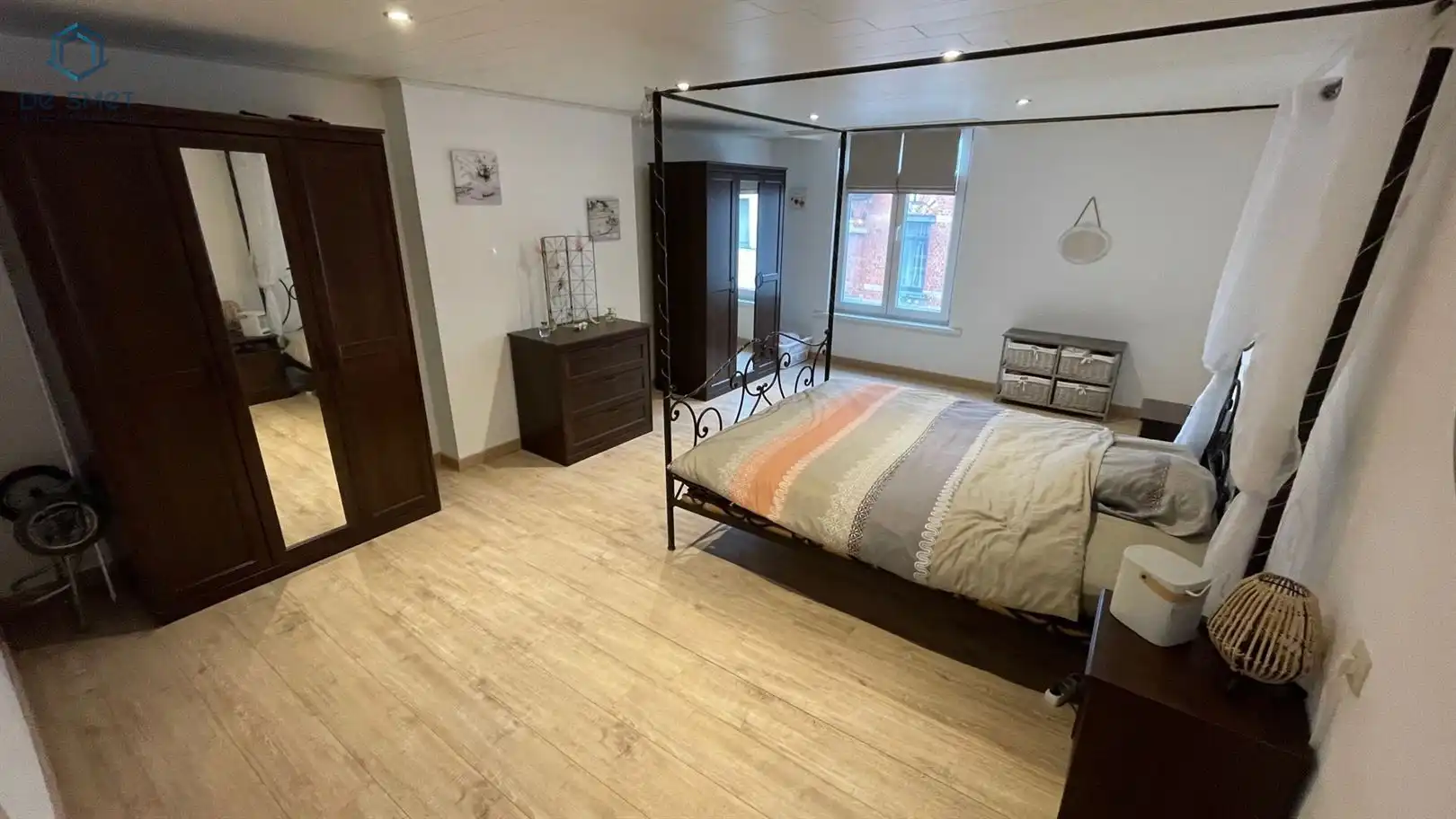 INSTAPKLARE STADSWONING MET 2 SLAAPKAMERS IN HARTJE GERAARDSBERGEN foto 10