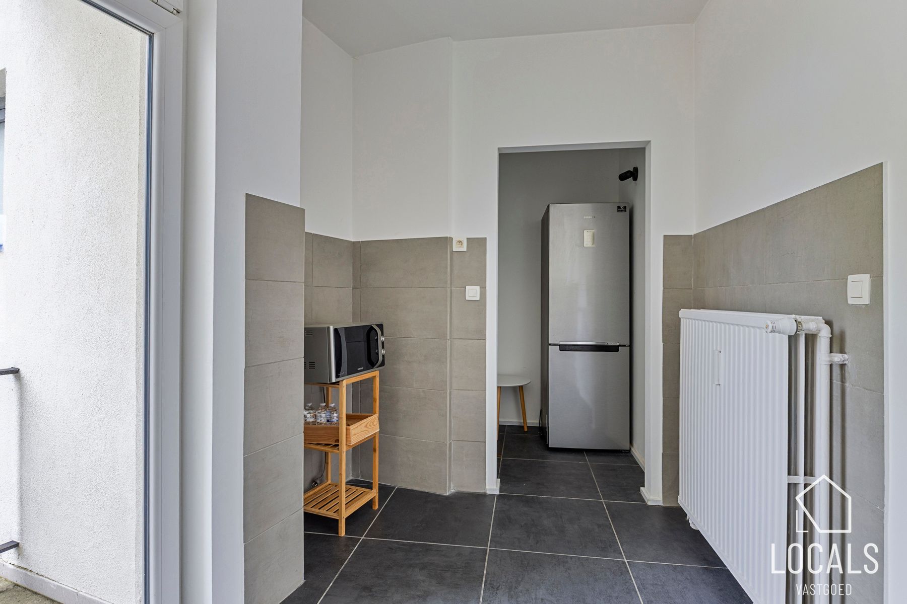 Mooi gerenoveerd 3-slaapkamerappartement te Nieuwerkerken foto 9