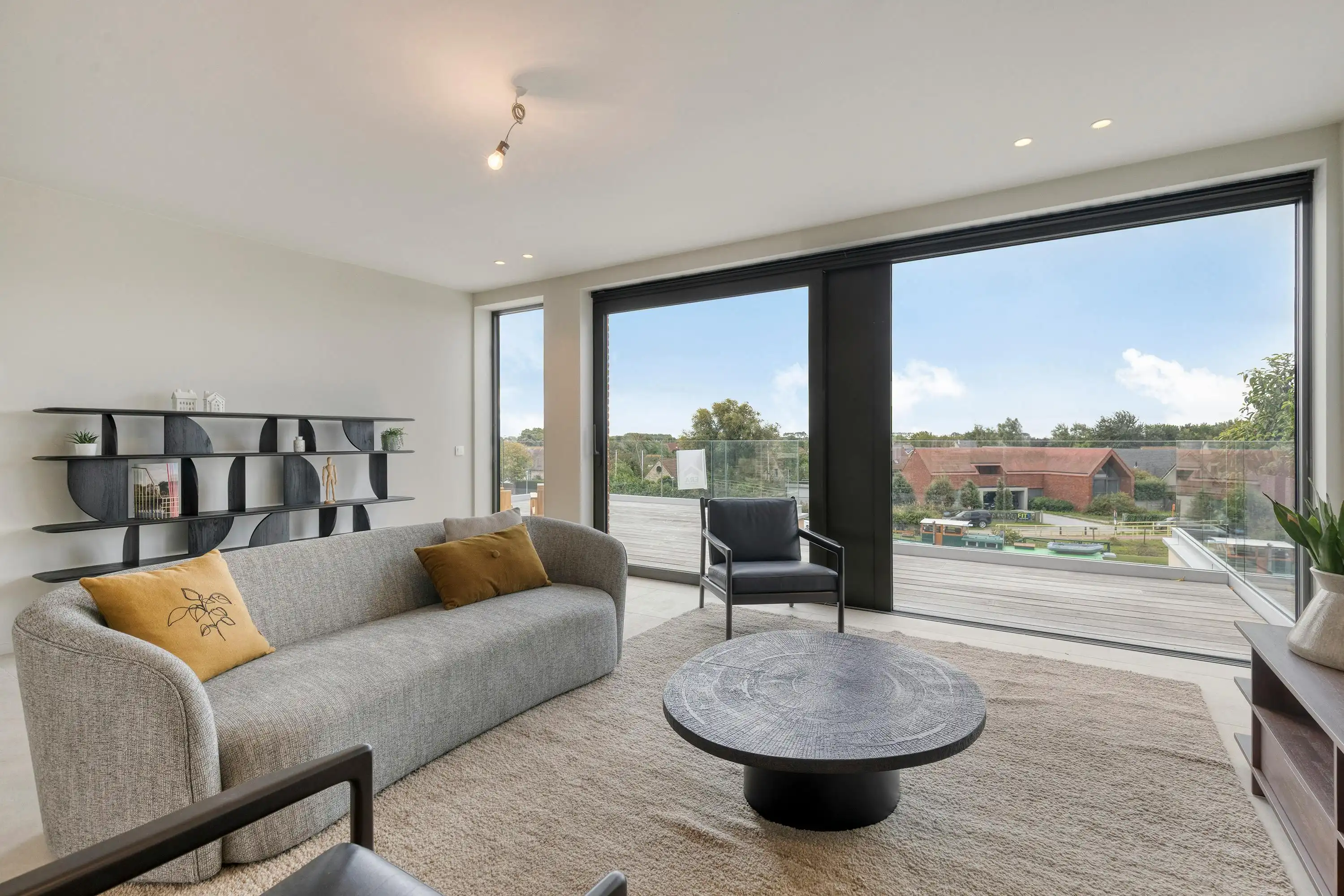 Penthouse te koop aan het water in centrum Veurne foto 3