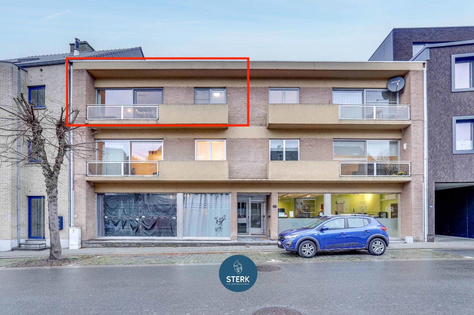 INSTAPKLAAR 2 SLPK-APPARTEMENT OP EEN CENTRALE LOCATIE IN HARTJE LANAKEN !   foto 15