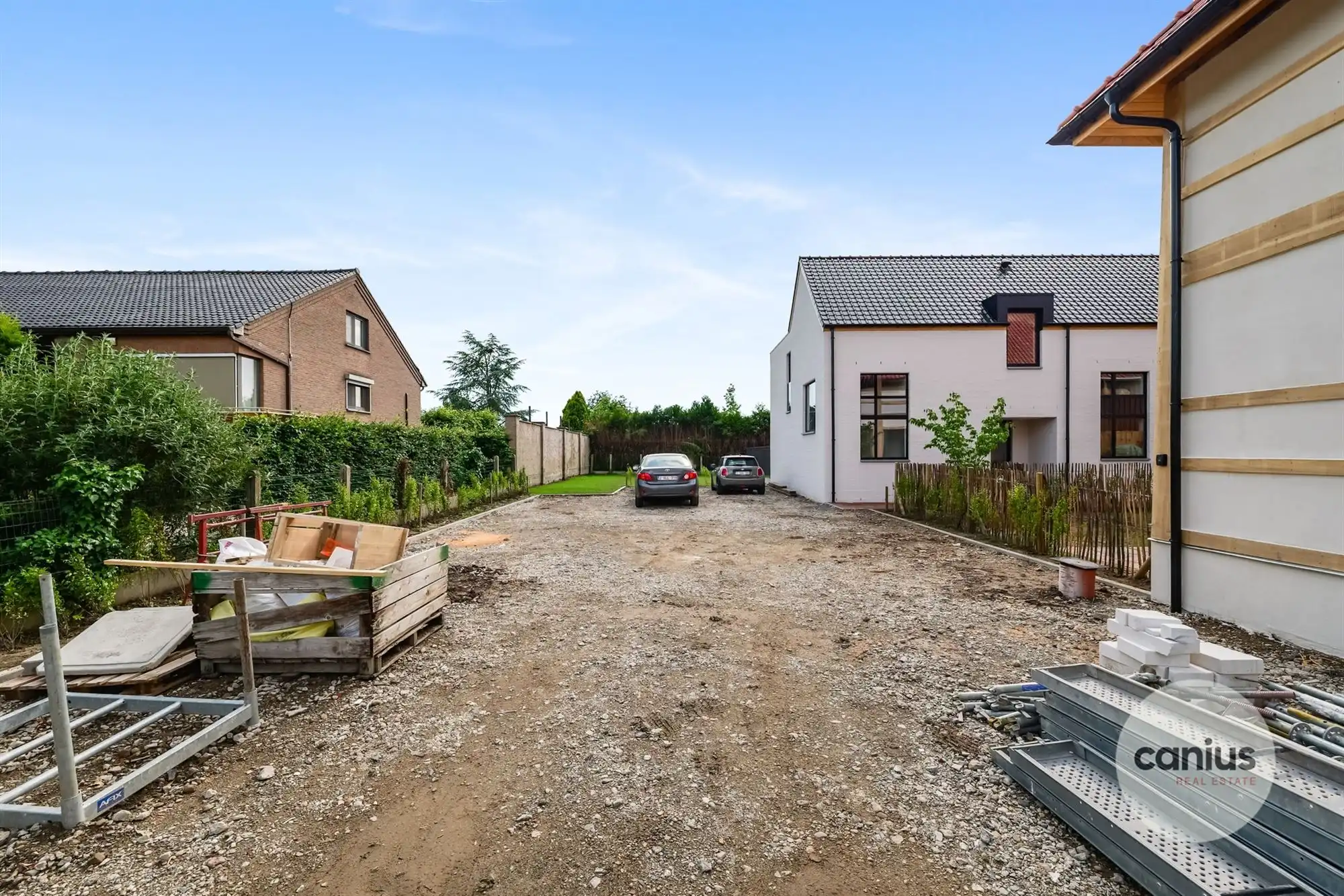 KNAPPE NIEUWBOUWWONING MET 3 SLPKS foto 21