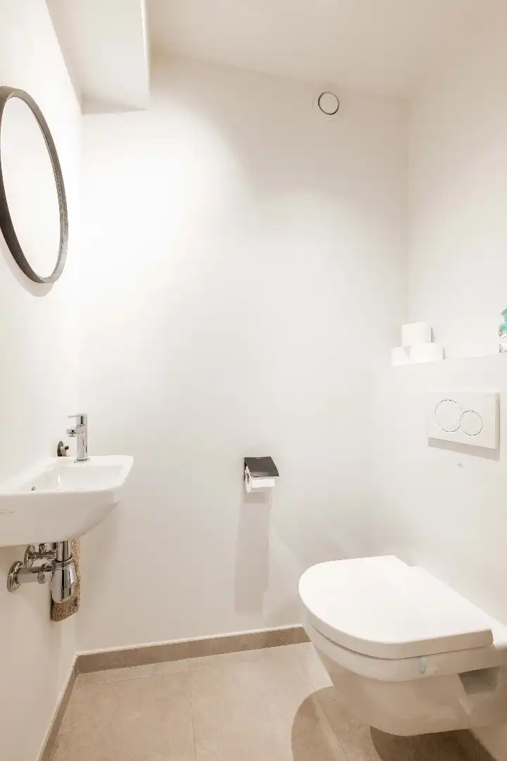 PERFECT ONDERHOUDEN APPARTEMENT (BJ 2018) MET STAANPLAATS & KELDER foto 8