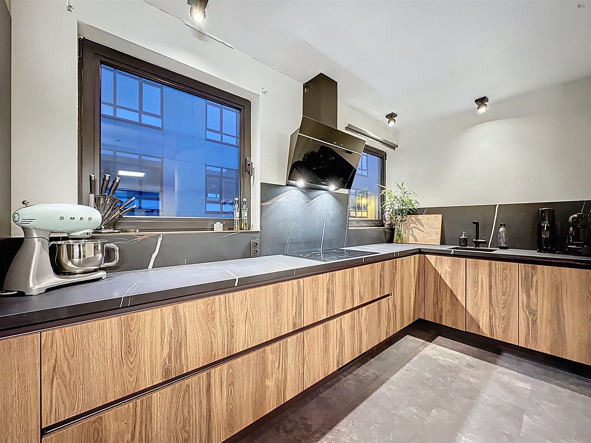 Ruim, energiezuinig 4 slp appartement in hartje Kontich foto 4