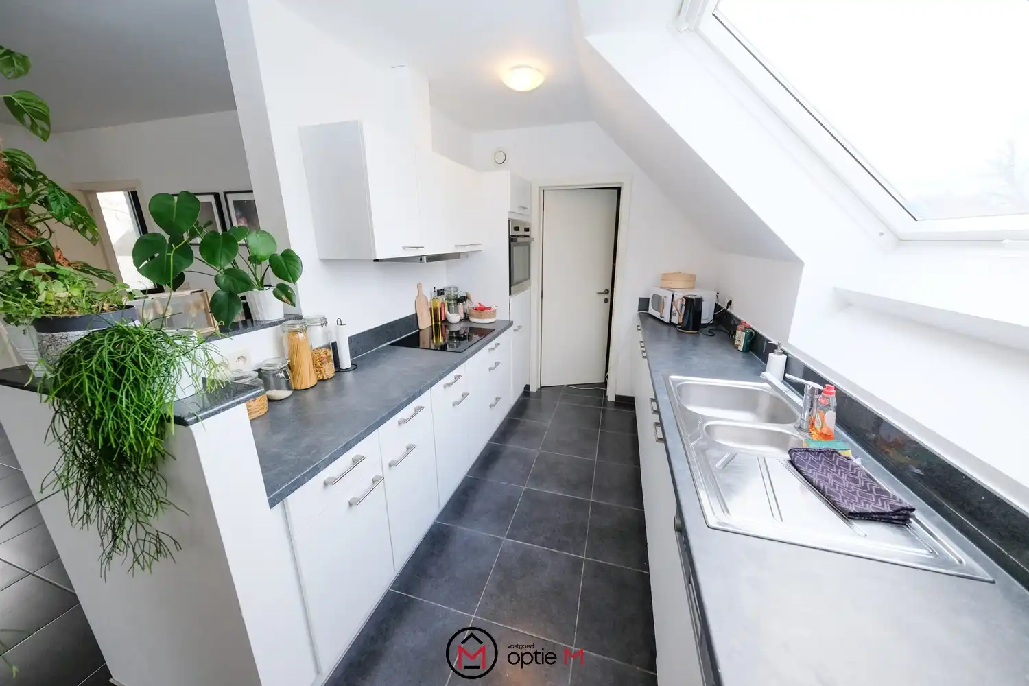 Duplex - appartement in het bruisende Munsterbilzen. foto 5