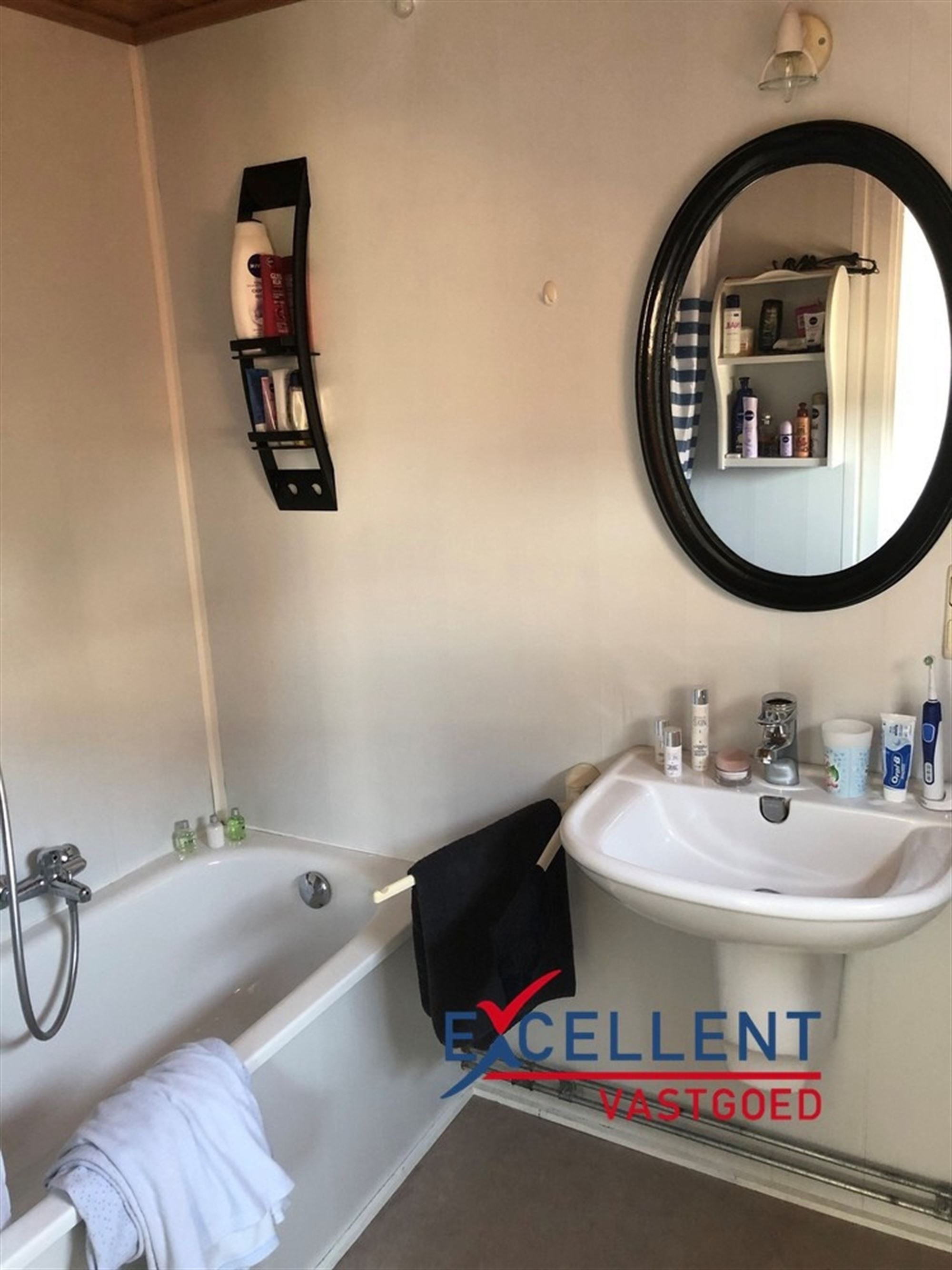 Centraal gelegen woning te Ronse te huur foto 5