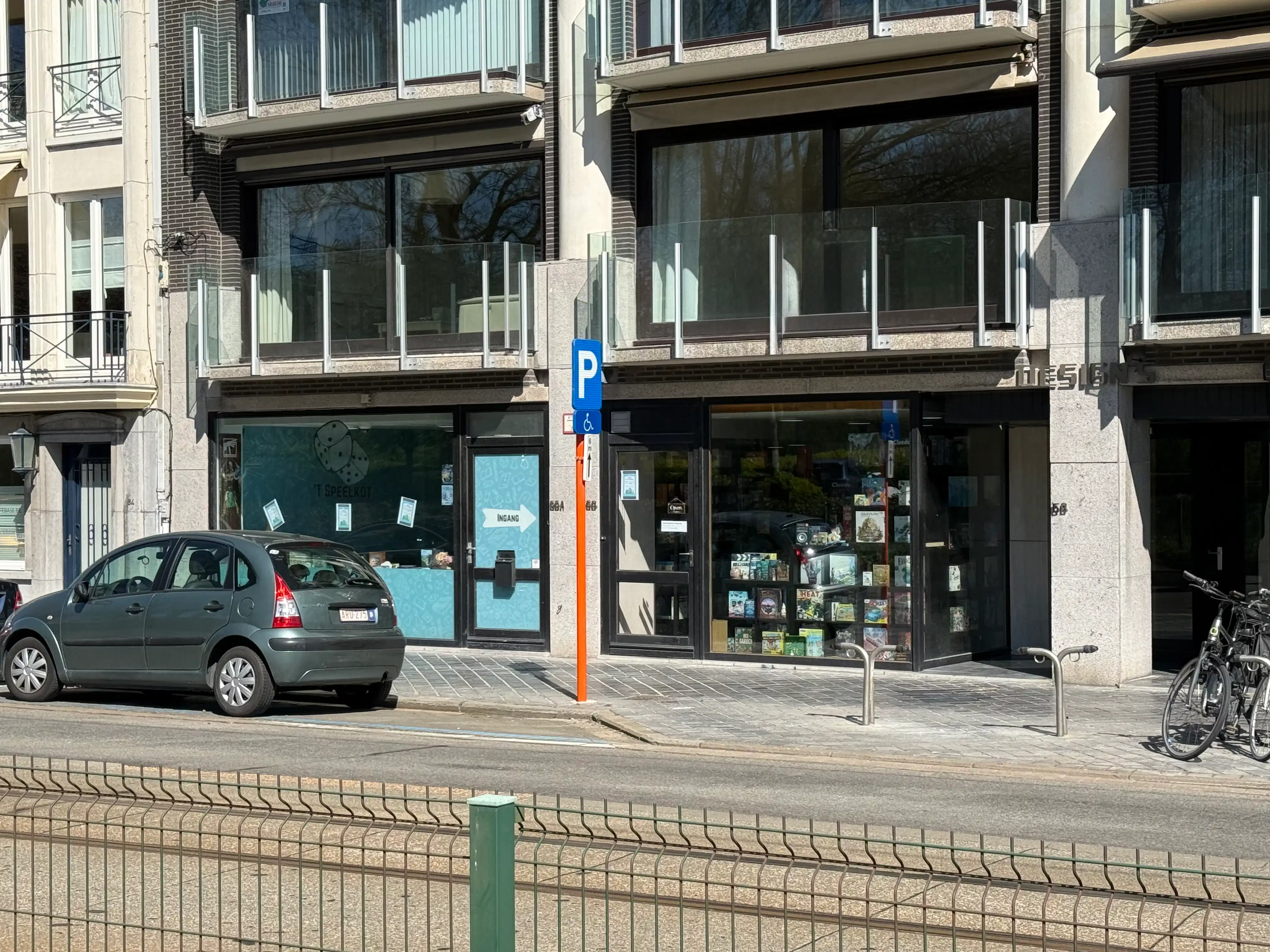 Handelsgelijkvloers 131m² foto 2