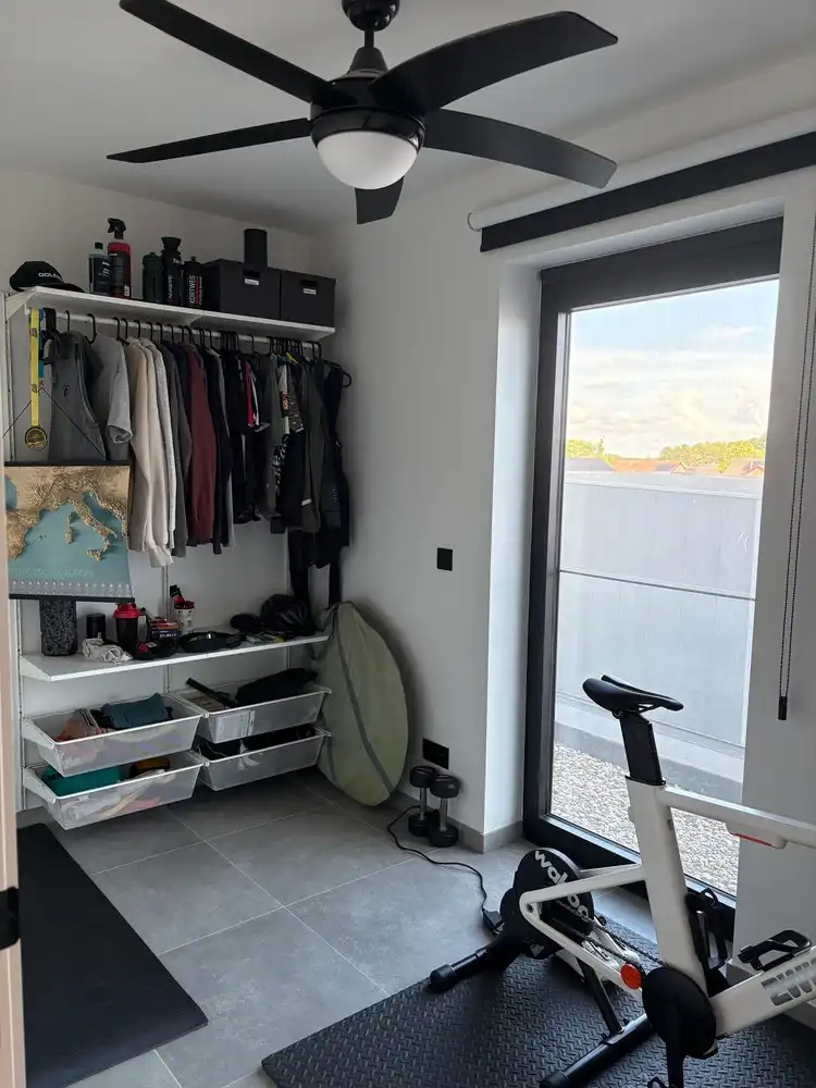 Prachtig recent appartement (3 slk + terras) met parking en berging op rustige locatie aan het kanaal. foto 15