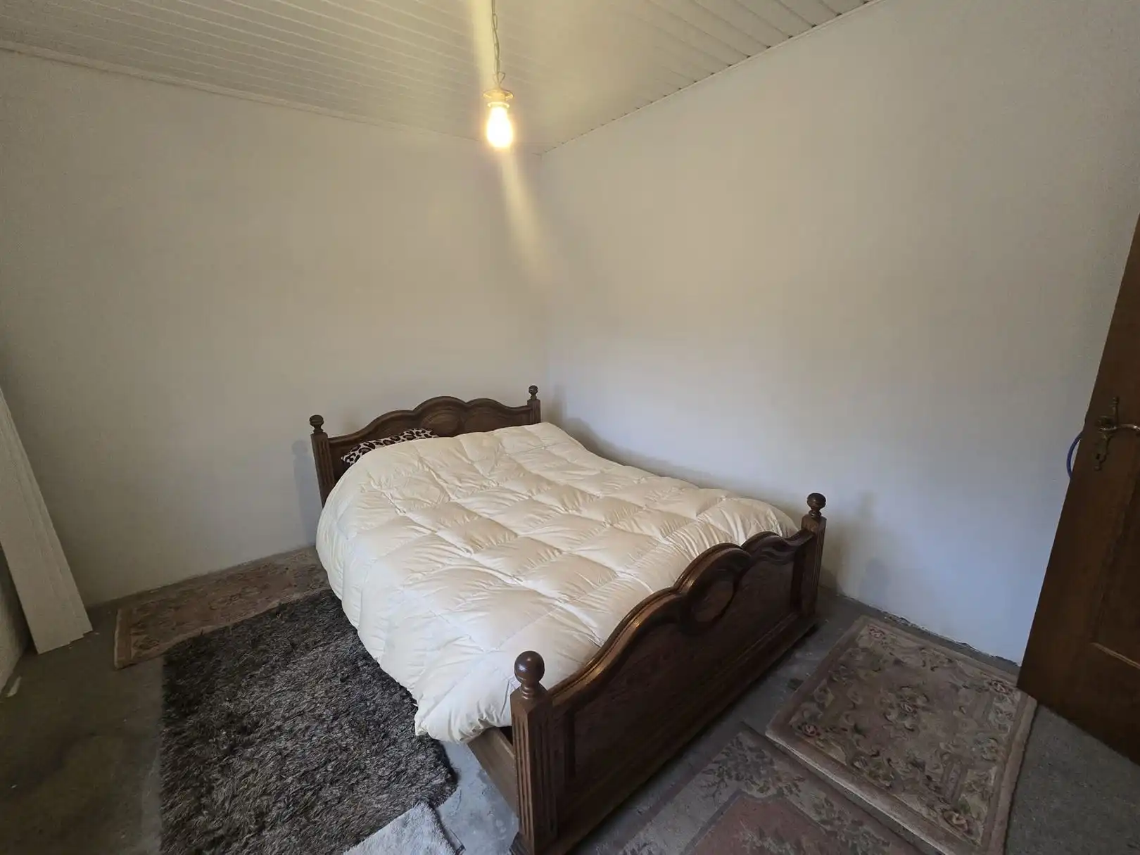 Ruime woning met 5 slaapkamers gelegen aan de E313 foto 13