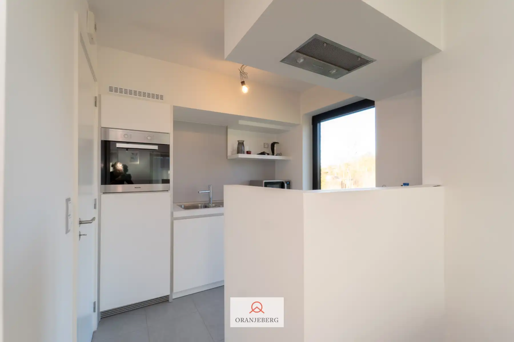 Modern gelijkvloers appartement in het groen foto 9