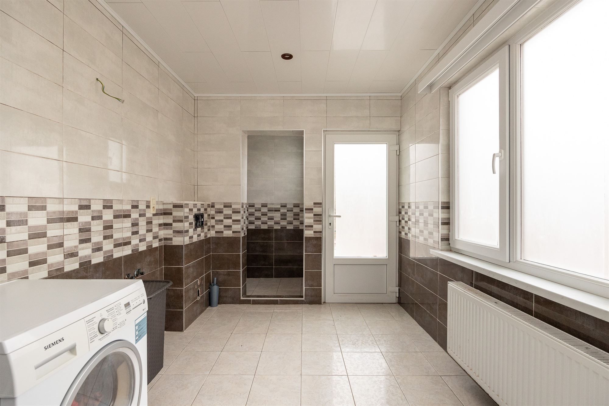 Gezinswoning met vier slaapkamers en tuin foto 16