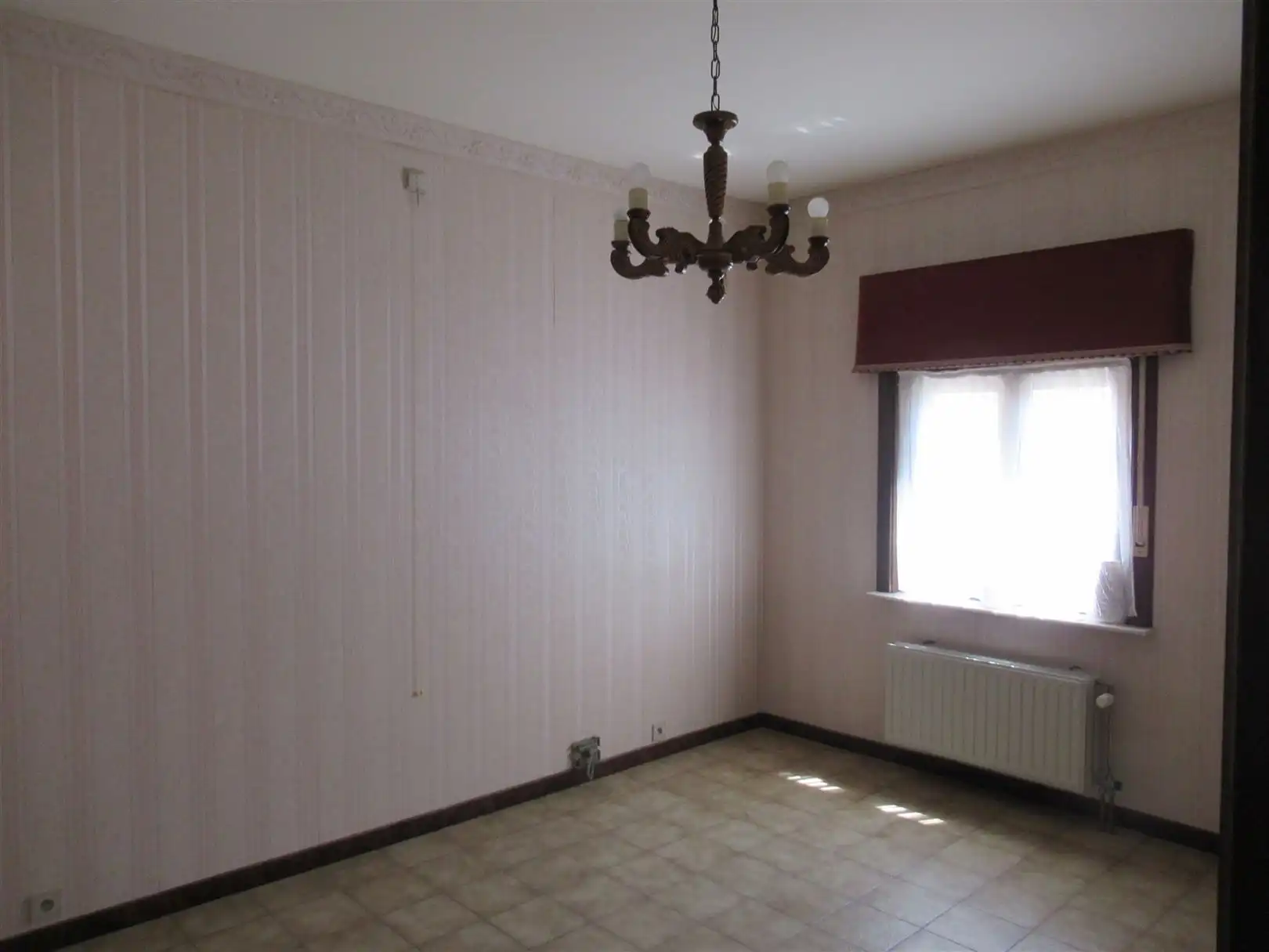Gelijkvloers appartement met garage. foto 11