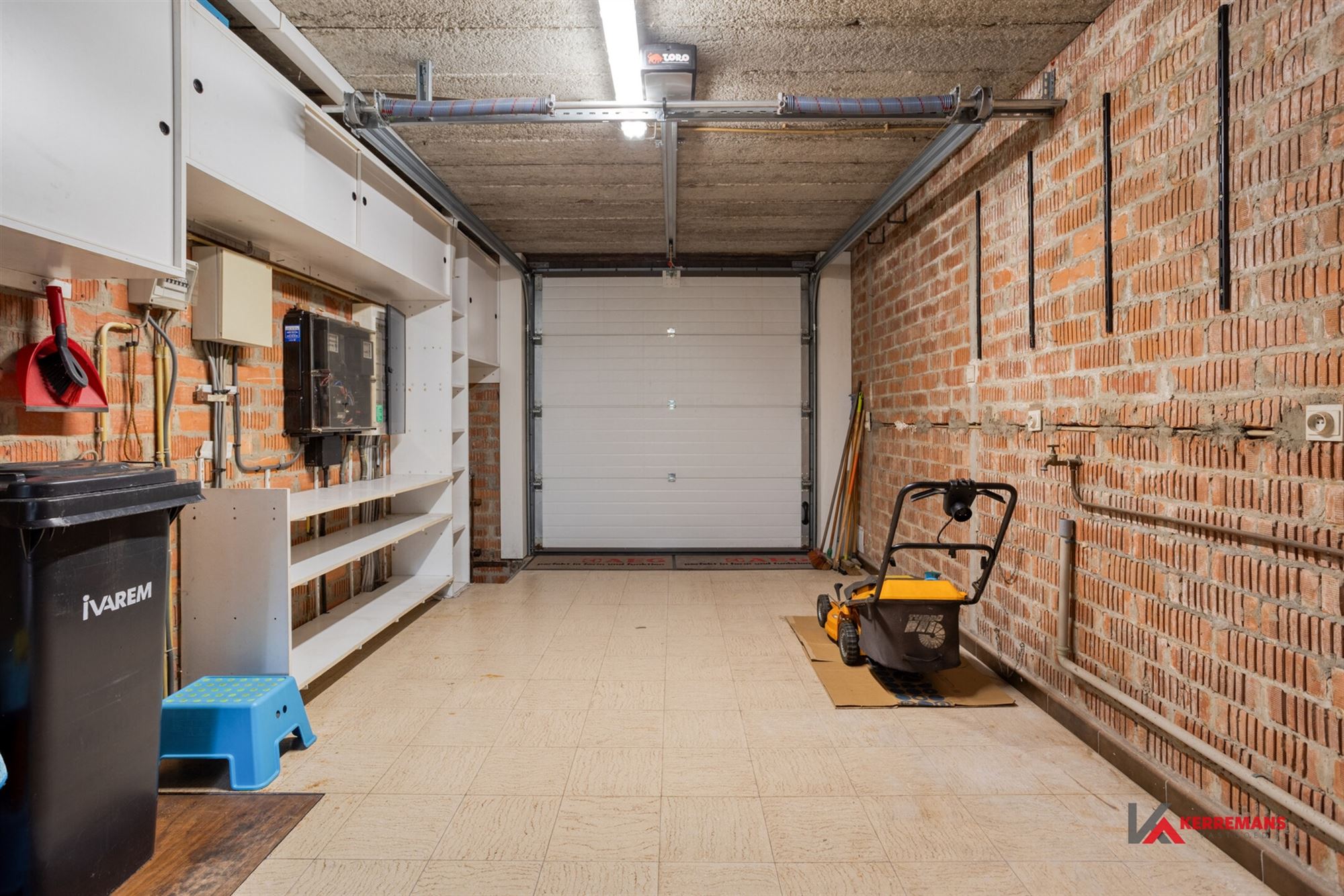 Woning met 3 slaapkamers, garage en tuin.  foto 21