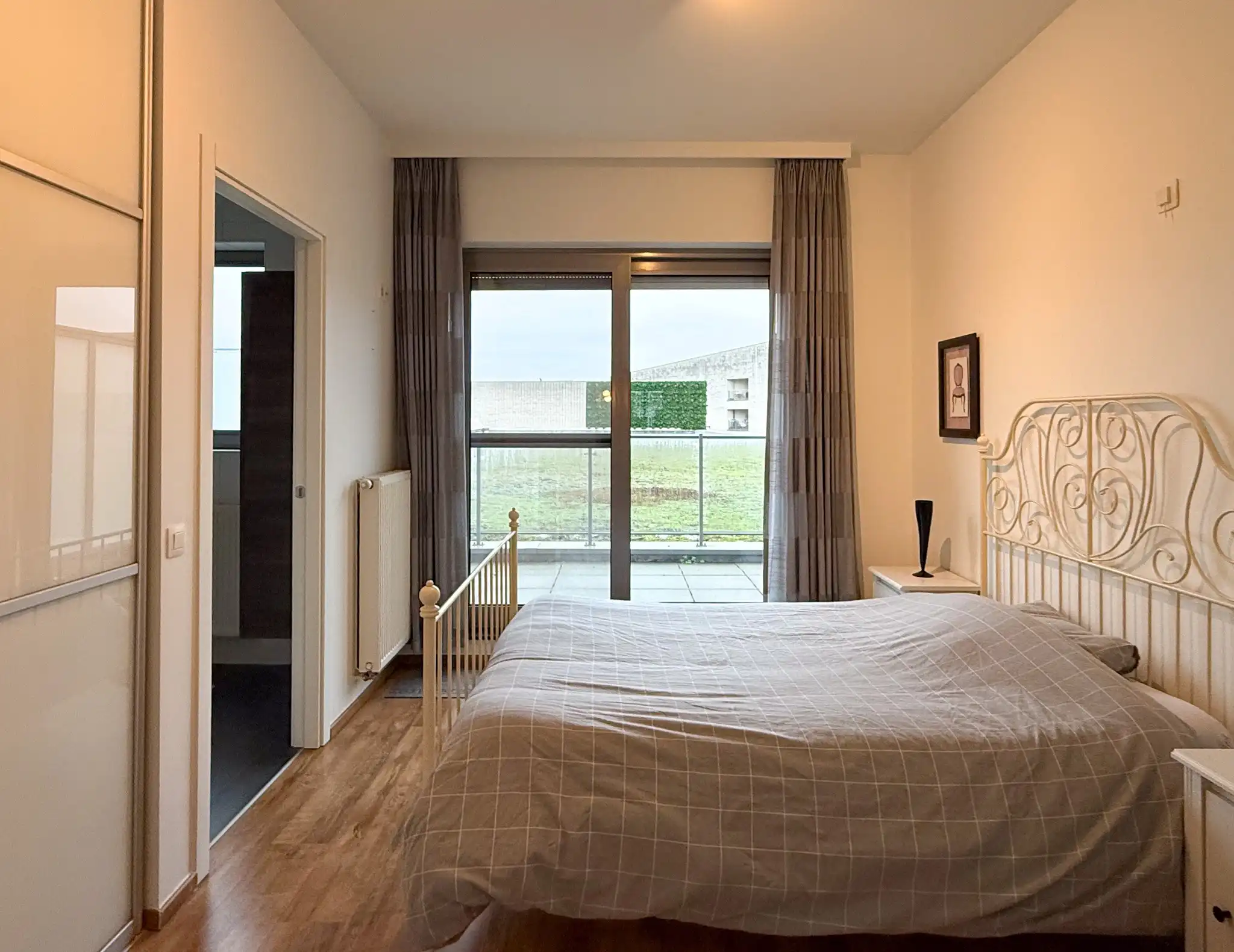 Appartement met zicht op de Grote Markt  met 1 slaapkamer, 2 terrassen en autostaanplaats foto 12