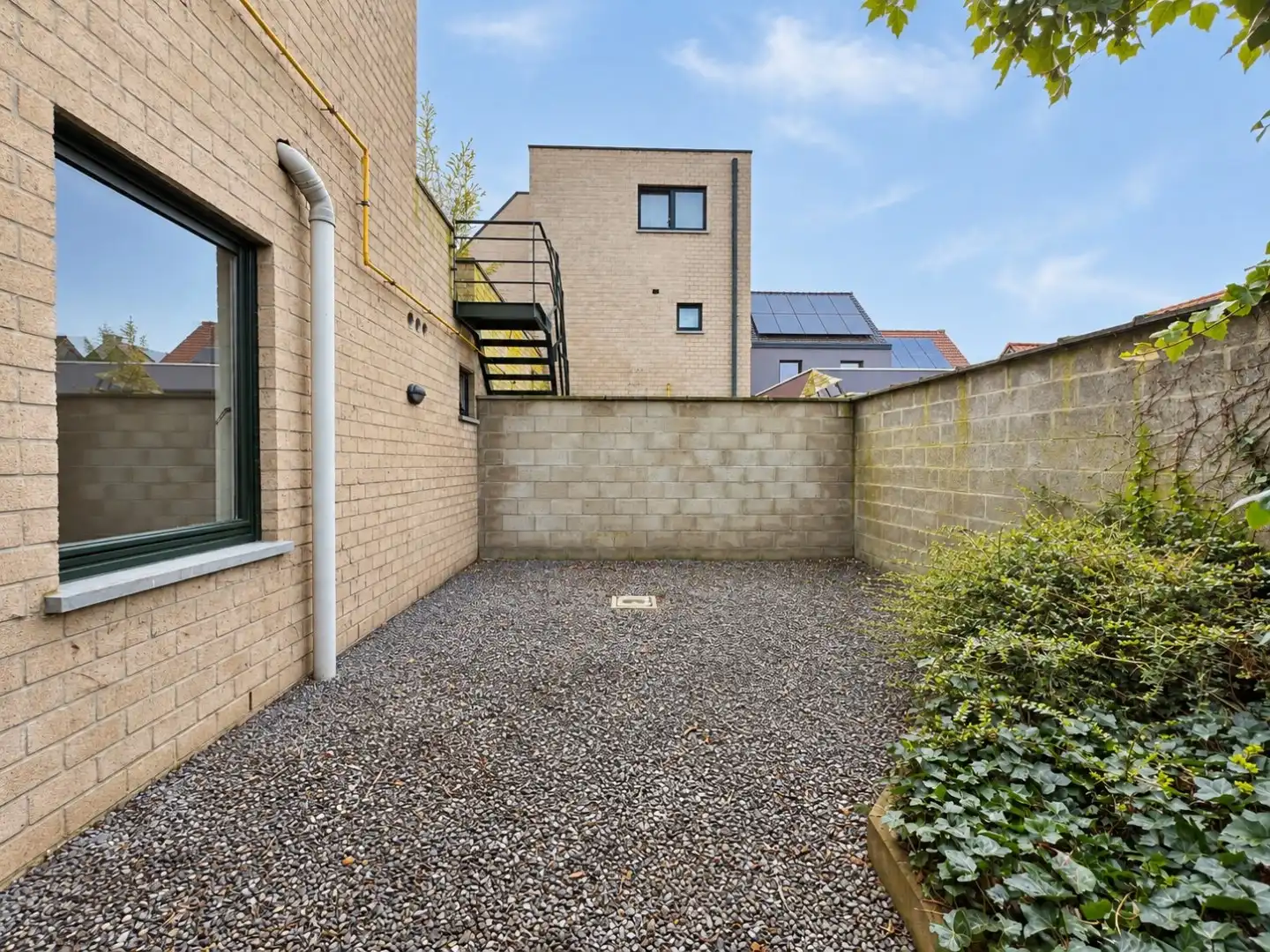Recent opgefrist gelijkvloers appartement met tuin en garage – Rabotstraat 63, Belzele (Evergem) foto 15