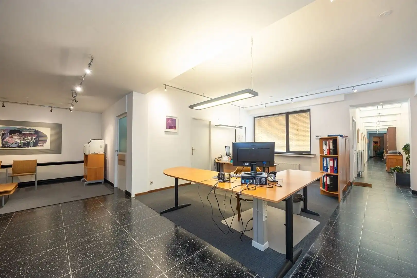 Kantoren (of woonloft) 410m² bij Marnixplaats foto 28