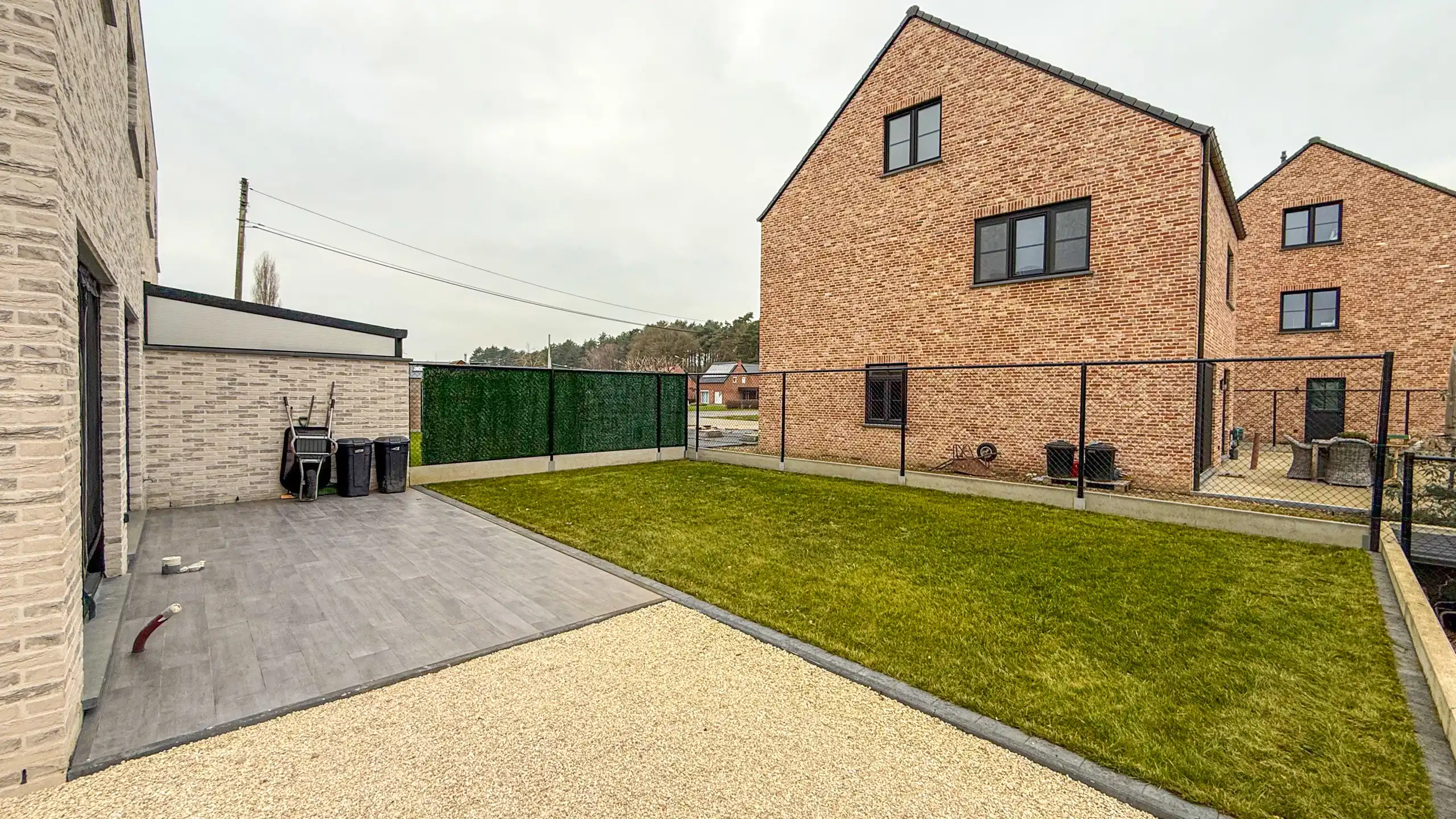 Instapklare nieuwbouwwoning met 3slaapkamers en onder 2% RR! foto 34