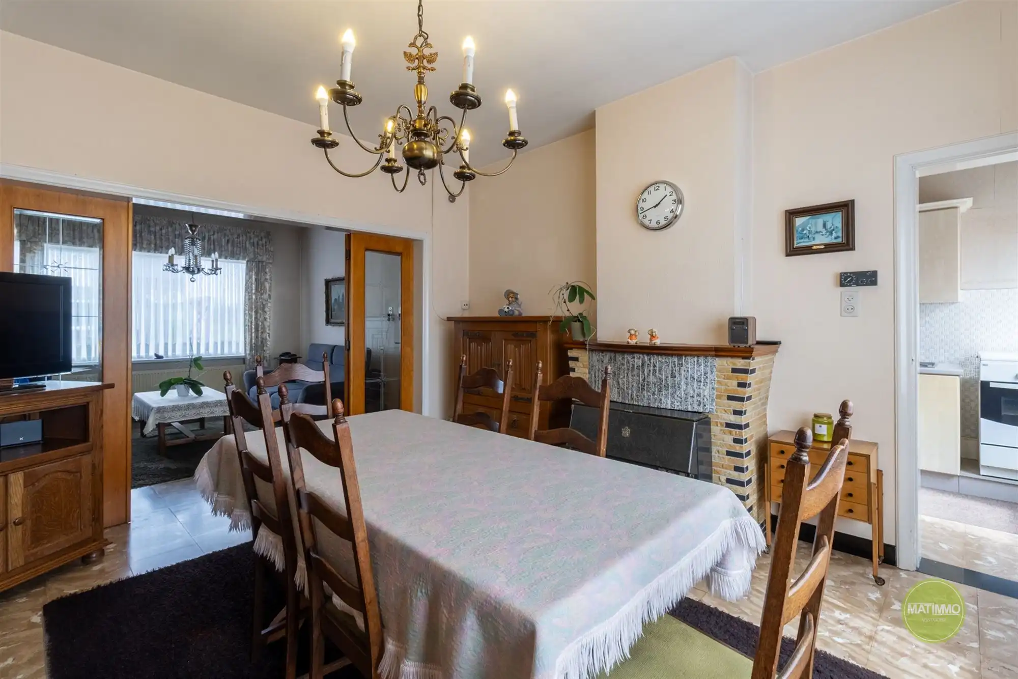 Op te frissen gezinswoning met 3 slaapkamers in Mol-Achterbos foto 2