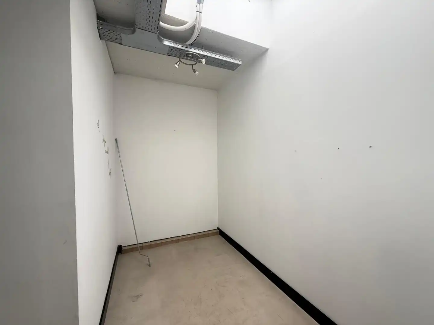 COMMERCIEEL GELIJKVLOERS foto 6