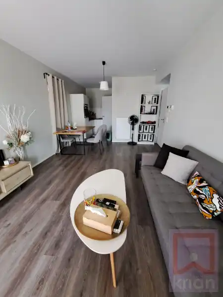 Instapklaar 1-slpk appartement met terras, autostaanplaats en grote kelderberging. foto 3