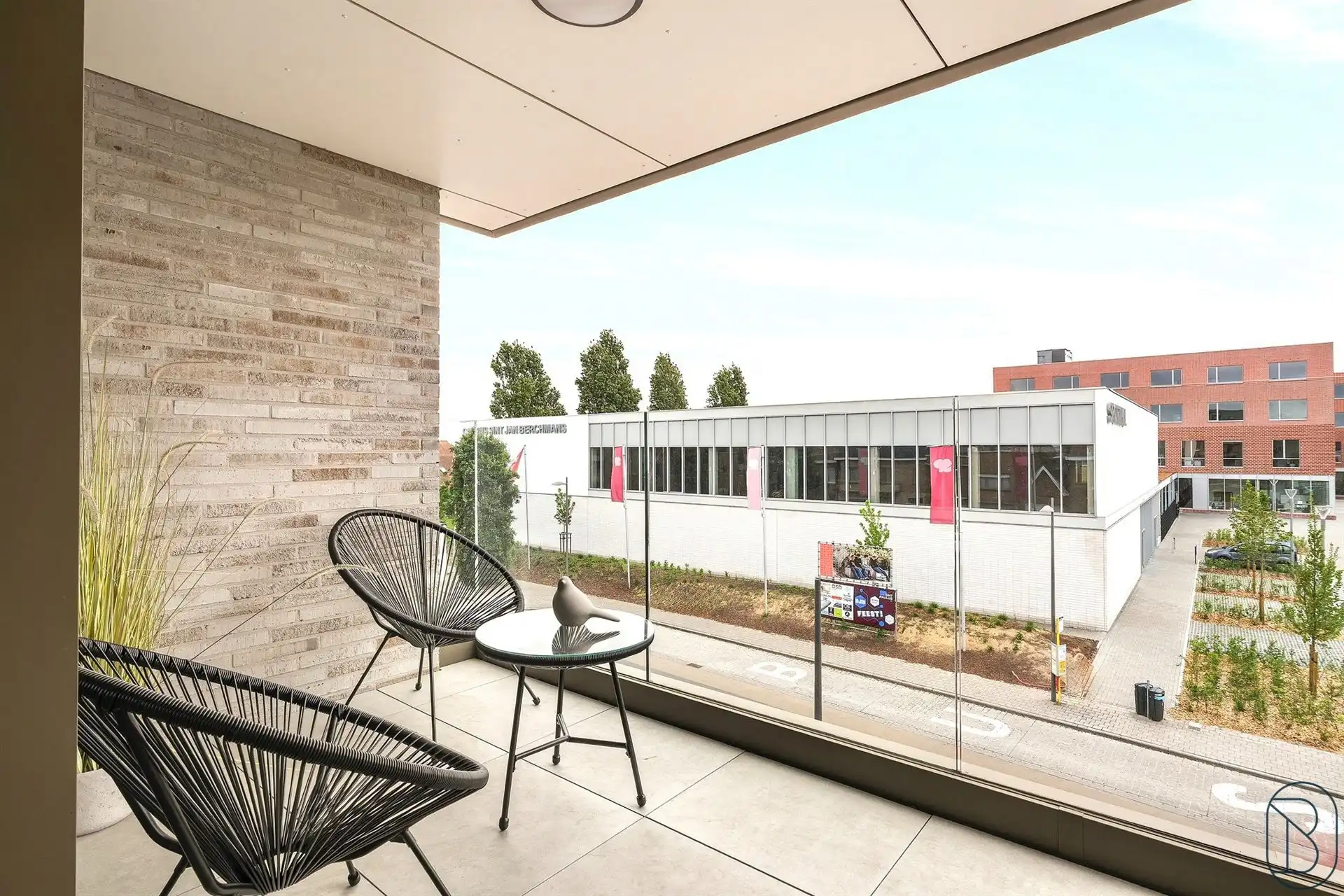 Kwalitatief appartement met TERRAS foto 9