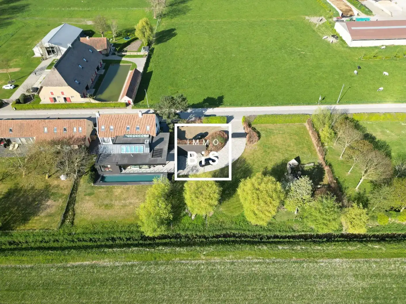 Uitzonderlijk,volledig gerenoveerde hoeve vlakbij het Zoute foto 19
