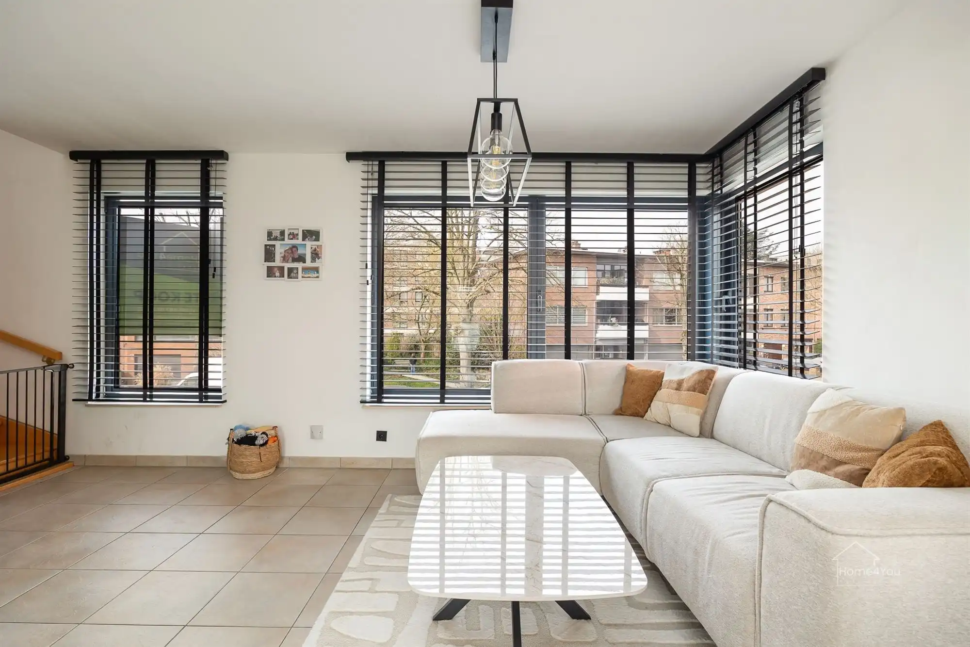 Gerenoveerd duplexappartement met privé-ingang en terras foto 11