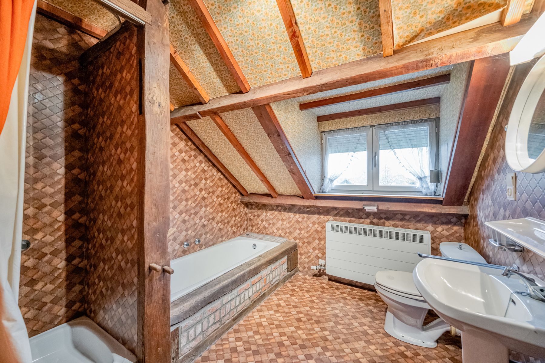 Ruime villa met privacy, rust en een groene omgeving foto 23