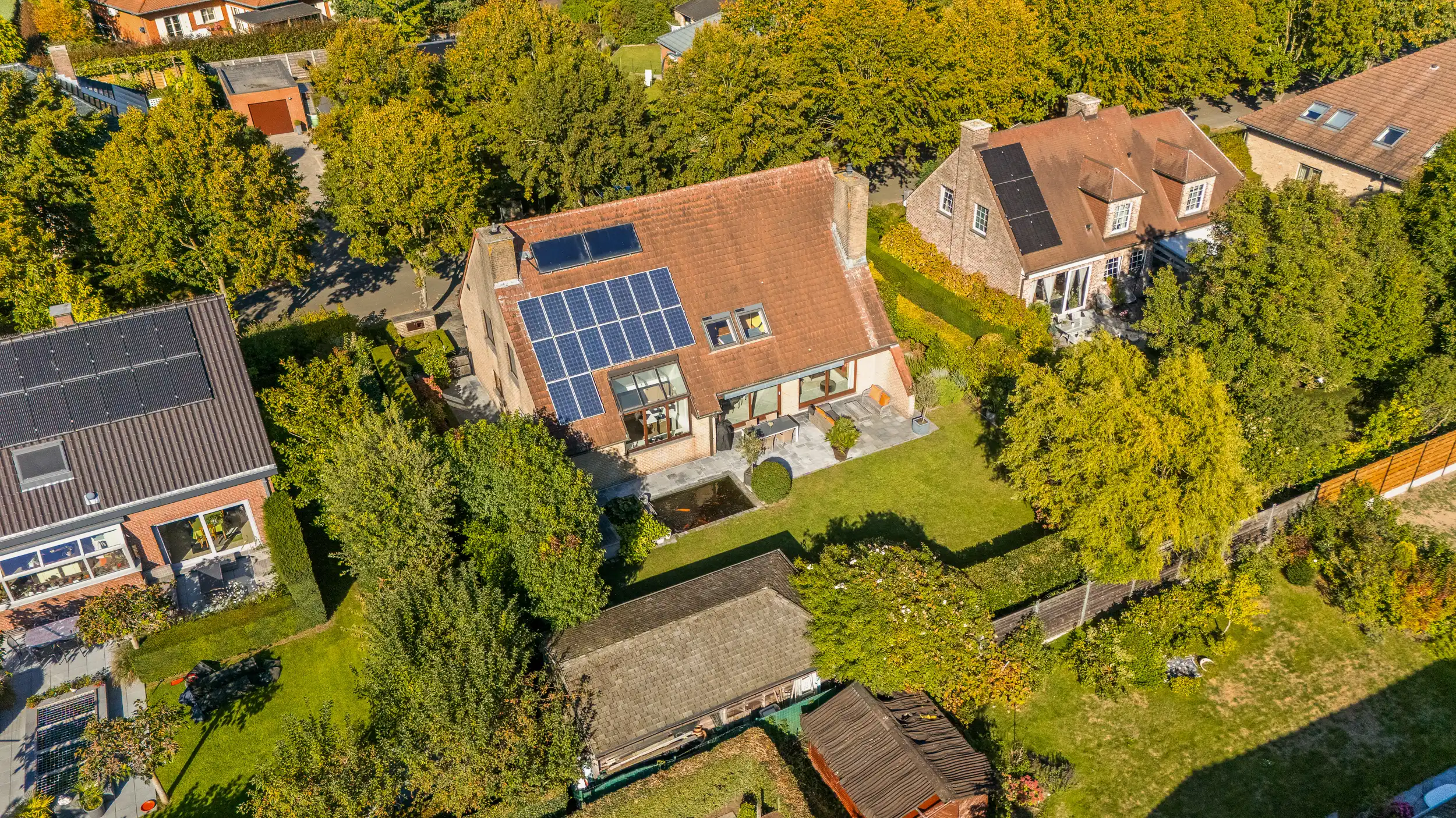 Instapklare gezinswoning in rustige, residentiële, wijk foto {{pictureIndex}}
