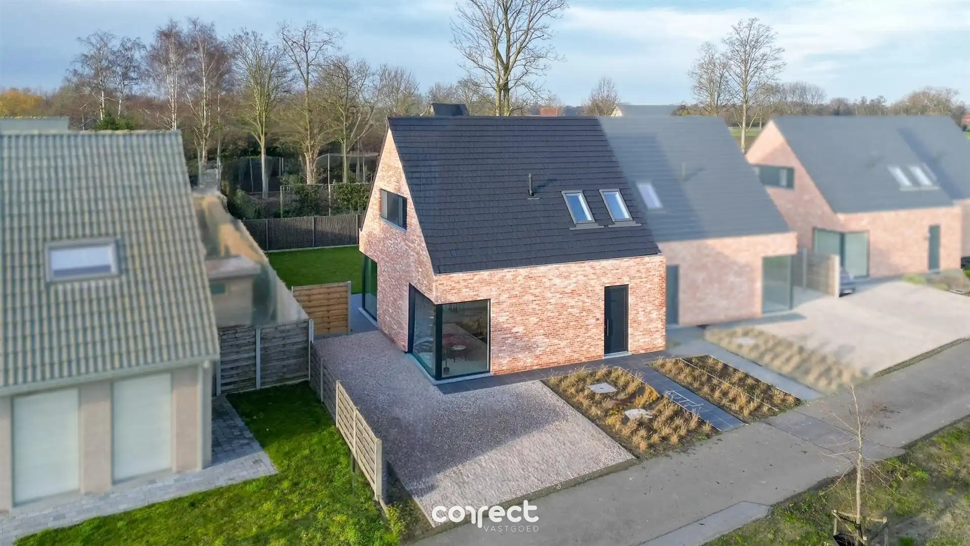 Instapklare nieuwbouwwoning met 3 slpkrs en tuin. foto 14