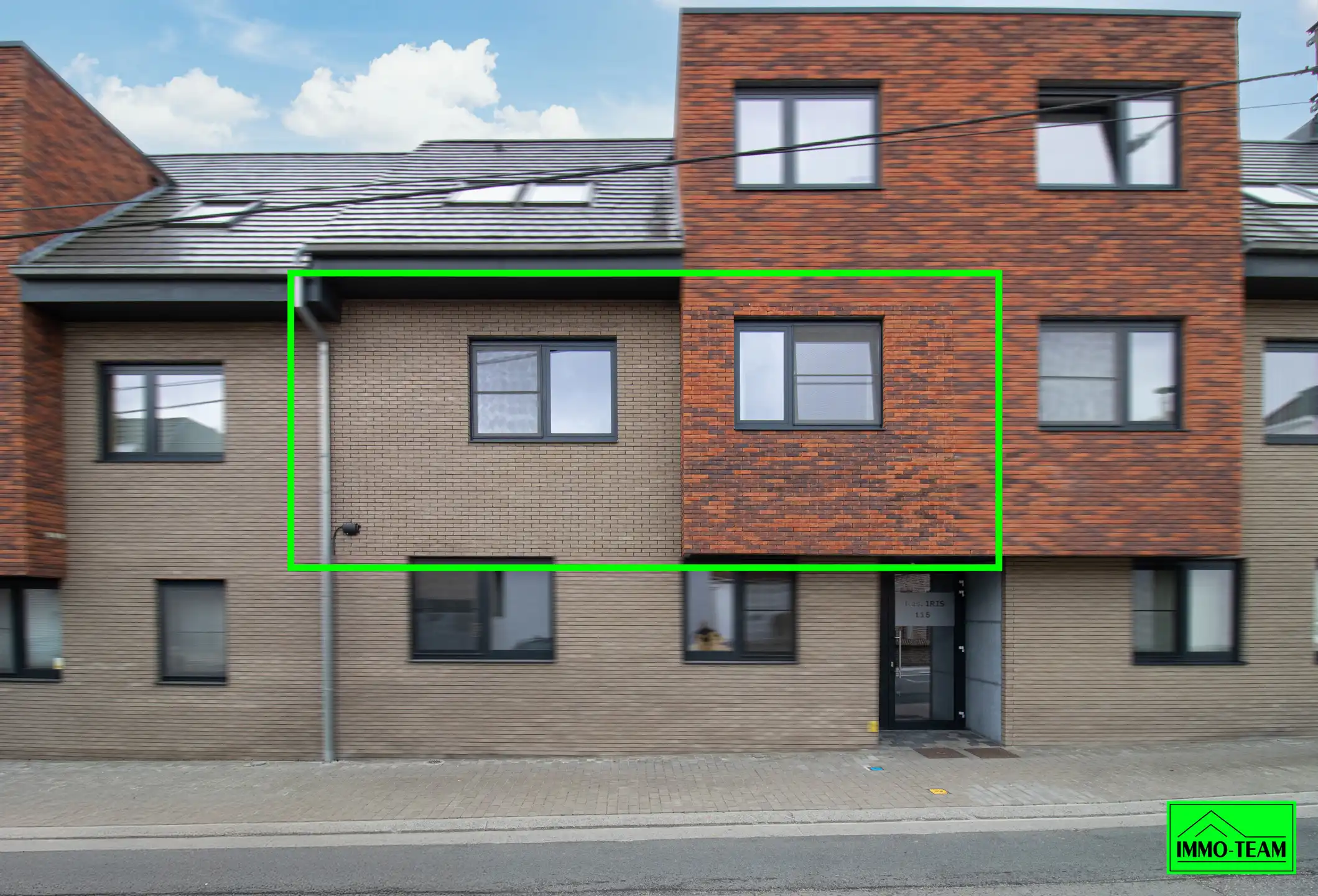 Modern en energiezuinig appartement met terras en garage foto {{pictureIndex}}