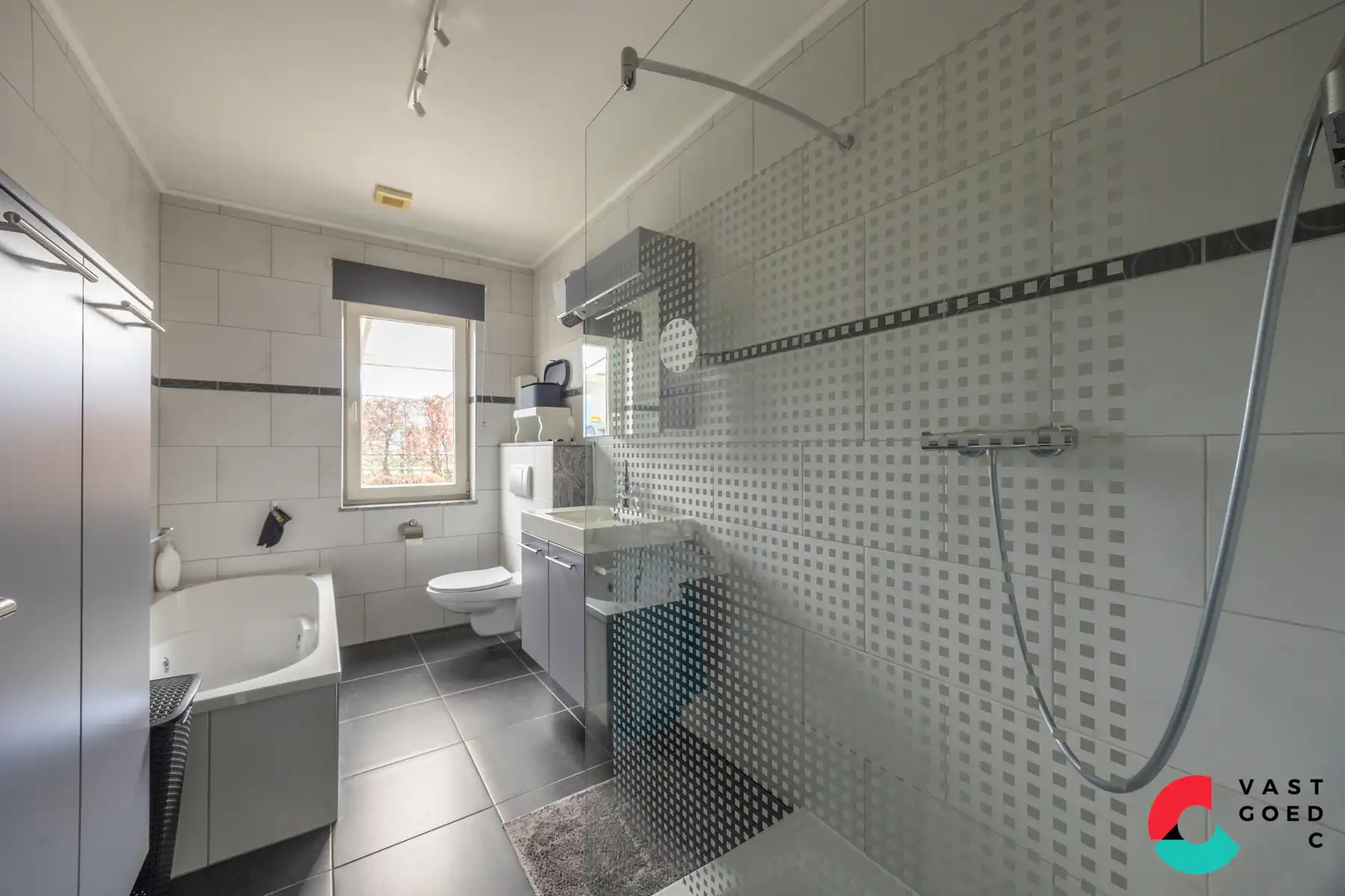 Bungalow te koop foto 15