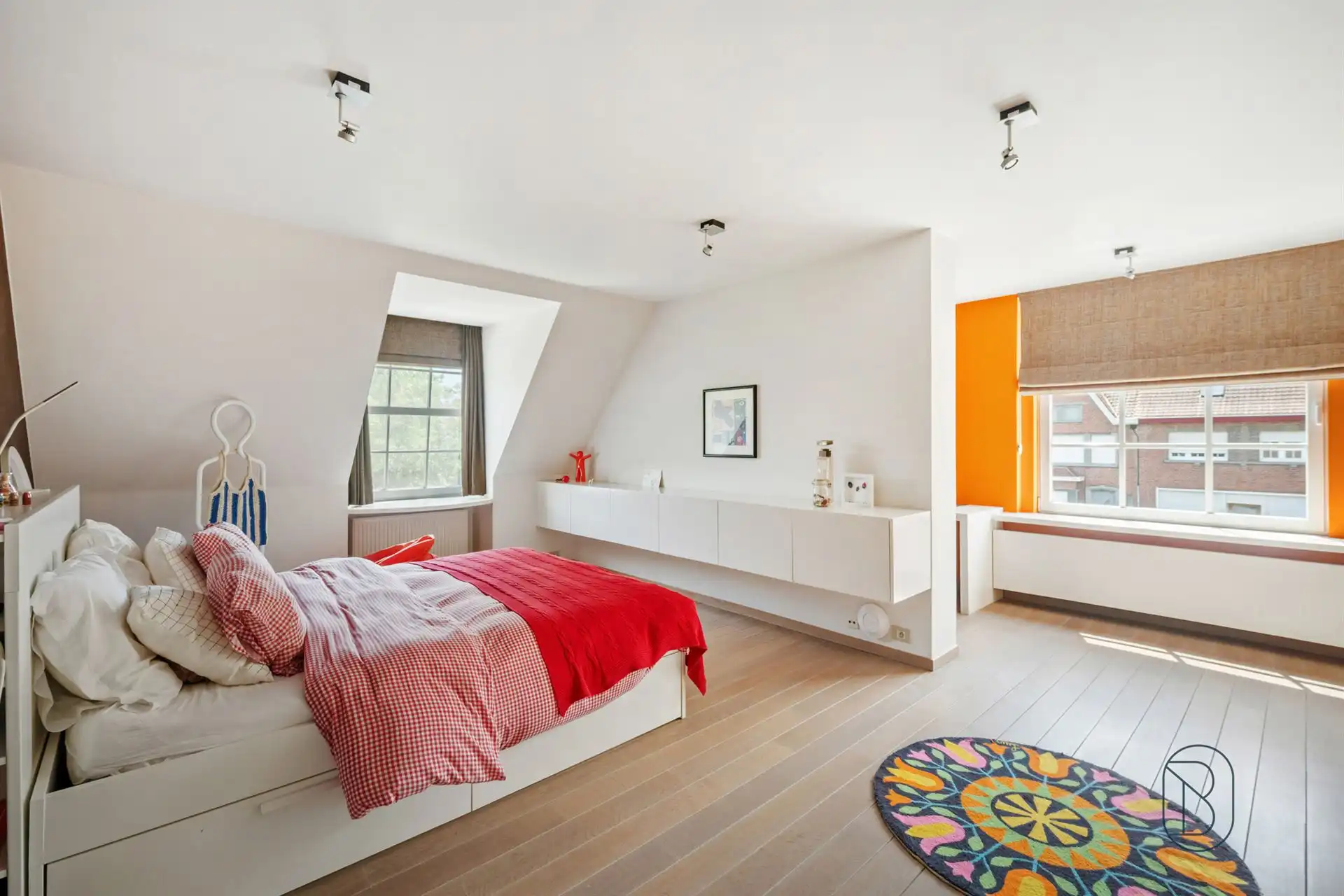 Exclusieve villa met praktijk/kantoor en prachtige tuin foto 16