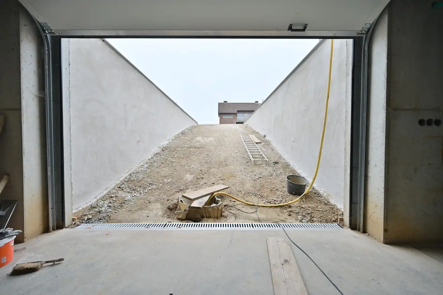 Moderne woning (casco-plus) met strakke architectuur en tal van mogelijkheden foto 14