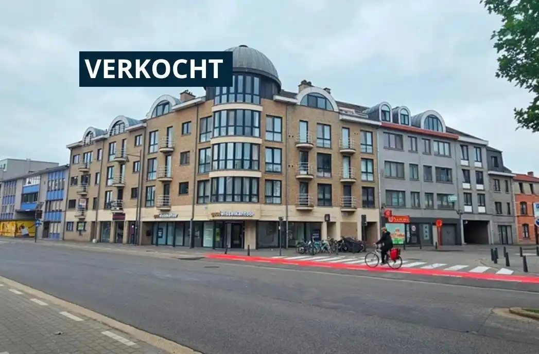 Ruim appartement van 96 m² binnen de grote ring van Hasselt foto {{pictureIndex}}