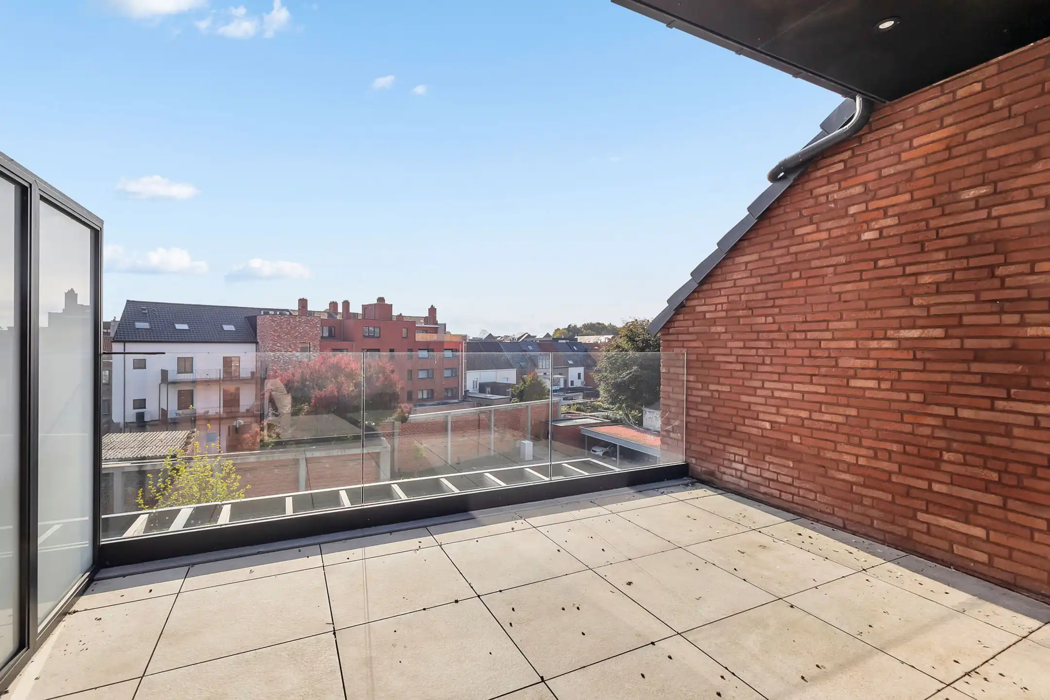 Penthouse met ruim terras! foto {{pictureIndex}}