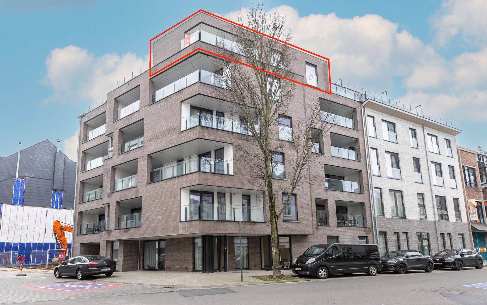 Magnifiek duplex appartement met 2 slpk en terras in recent gebouw pal in centrum foto 13