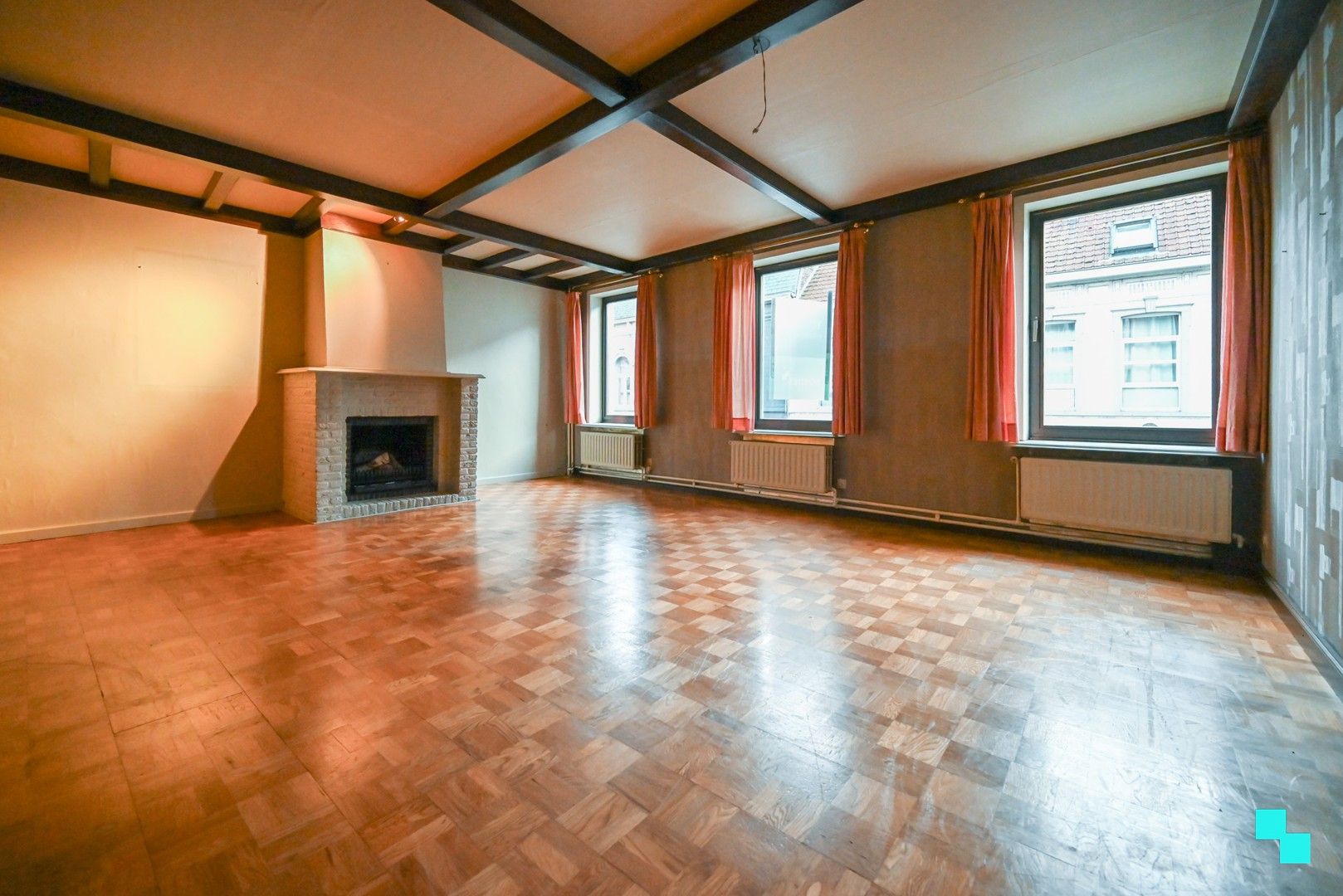 Ruime woonst met tal van mogelijkheden nabij centrum Izegem foto 26